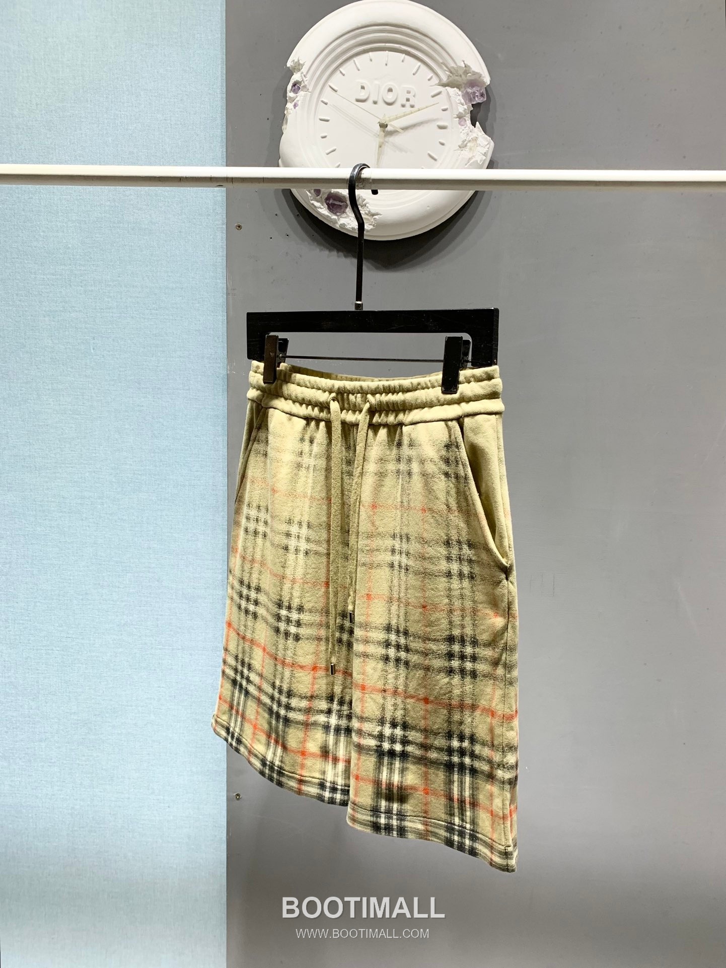Burberry SS26 Gradient Check Print Cotton Shorts 버버리 SS26 그라디언트 체크 프린트 코튼 쇼츠 6