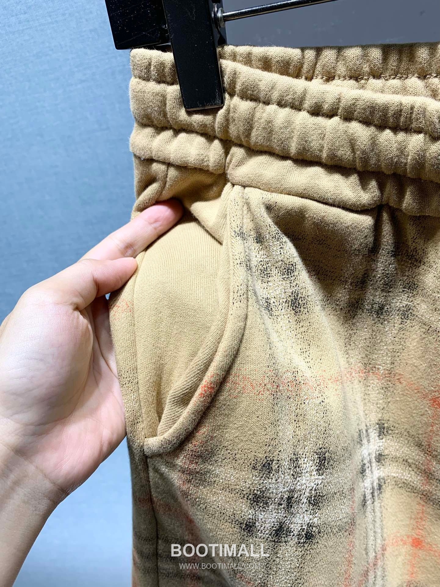 Burberry SS26 Gradient Check Print Cotton Shorts 버버리 SS26 그라디언트 체크 프린트 코튼 쇼츠 5