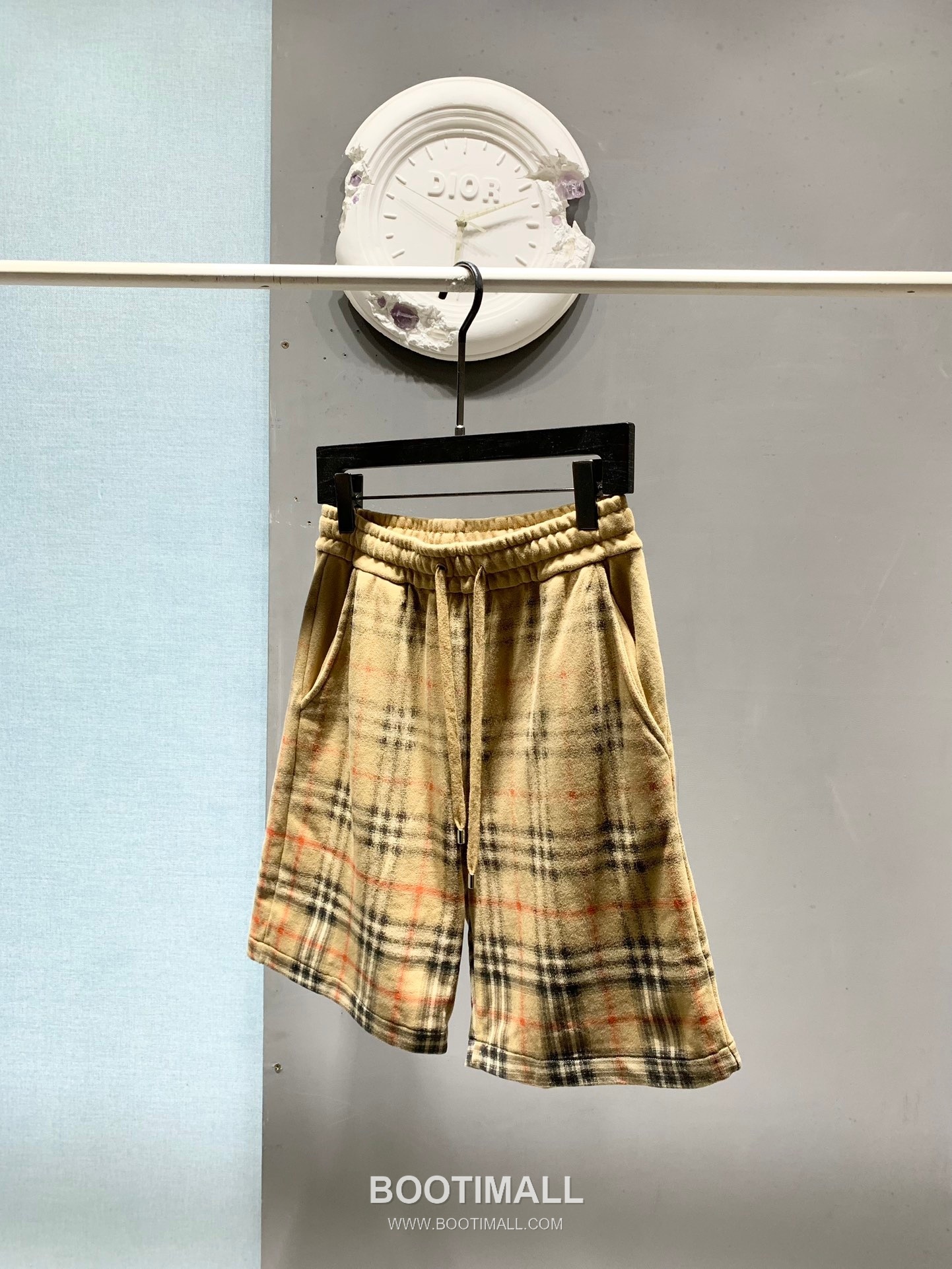 Burberry SS26 Gradient Check Print Cotton Shorts 버버리 SS26 그라디언트 체크 프린트 코튼 쇼츠 7