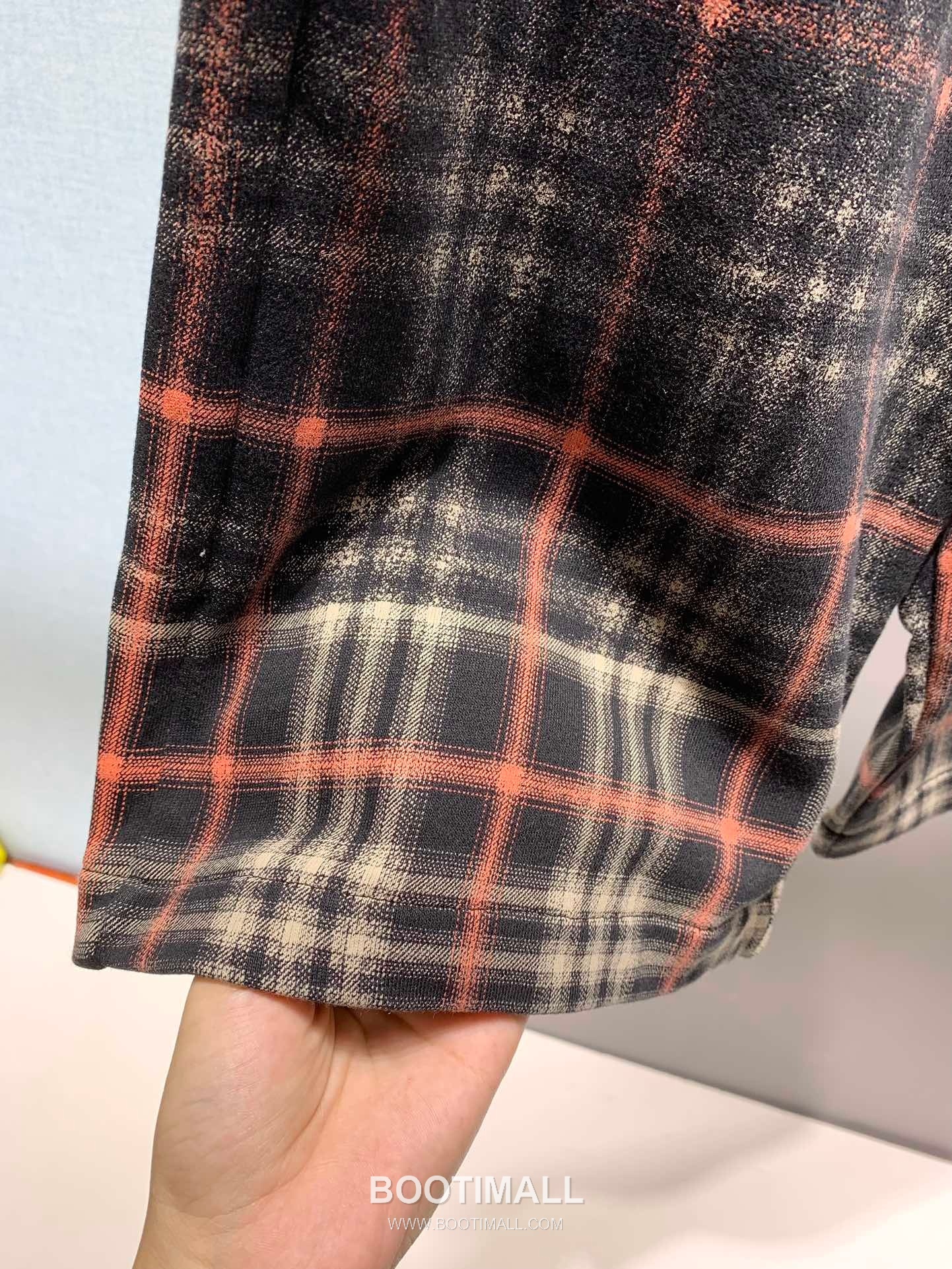 Burberry SS26 Gradient Check Print Cotton Shorts 버버리 SS26 그라디언트 체크 프린트 코튼 쇼츠 14