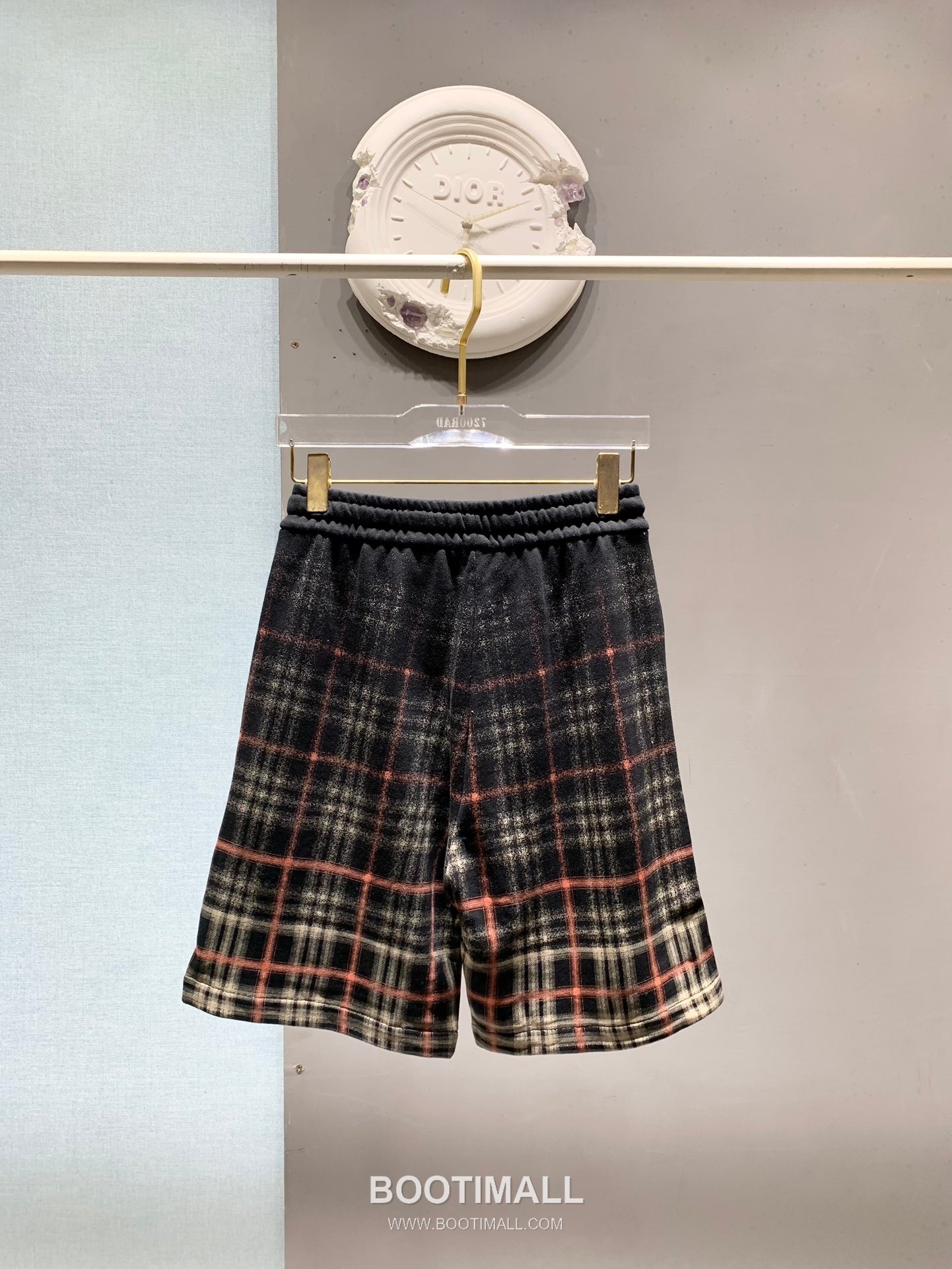 Burberry SS26 Gradient Check Print Cotton Shorts 버버리 SS26 그라디언트 체크 프린트 코튼 쇼츠 17