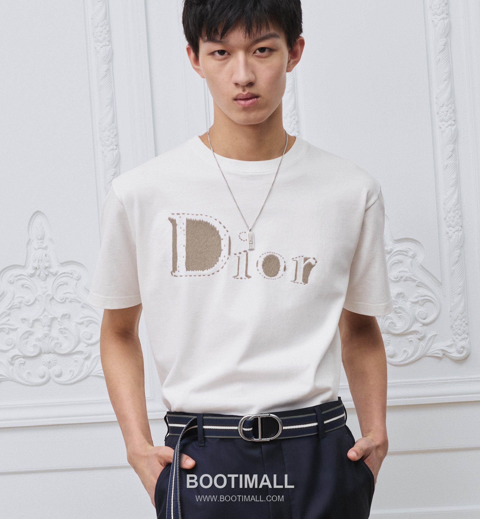 Dior SS26 Reverse Embroidered Cotton T-Shirt 디올 SS26 리버스 자수 코튼 티셔츠 3