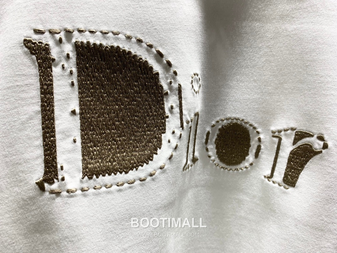 Dior SS26 Reverse Embroidered Cotton T-Shirt 디올 SS26 리버스 자수 코튼 티셔츠 9