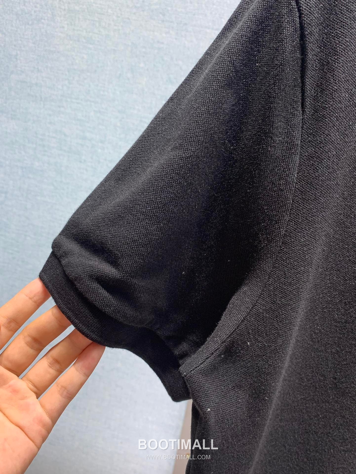 Fendi SS26 Metal FF Logo Piqué Cotton Polo Shirt 펜디 SS26 메탈 FF 로고 피케 코튼 폴로 셔츠 5