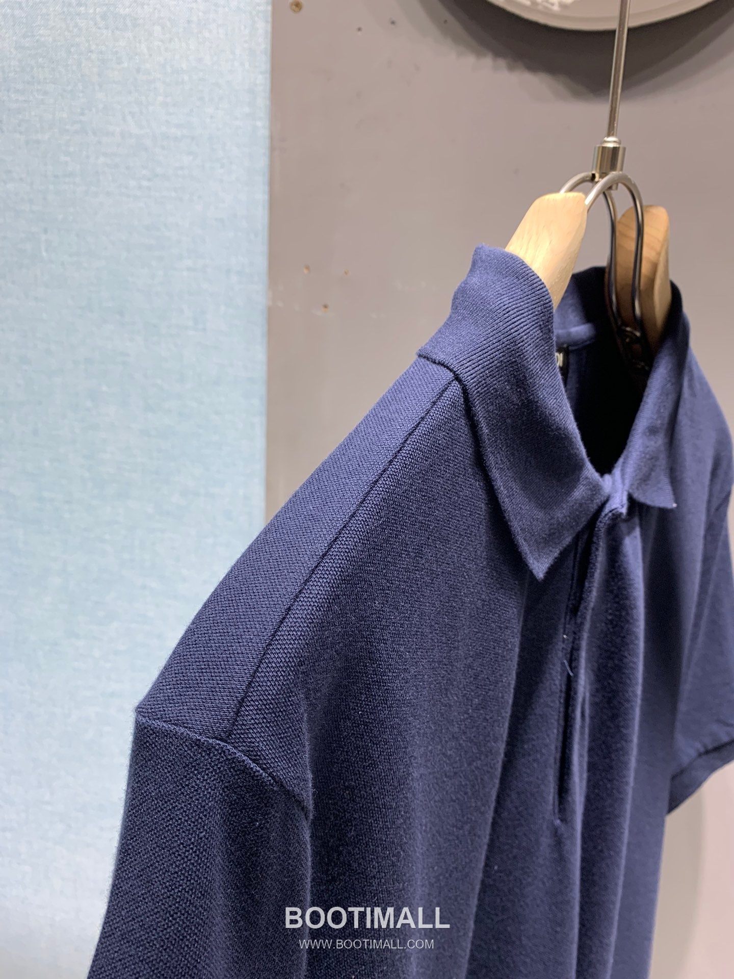 Fendi SS26 Metal FF Logo Piqué Cotton Polo Shirt 펜디 SS26 메탈 FF 로고 피케 코튼 폴로 셔츠 4