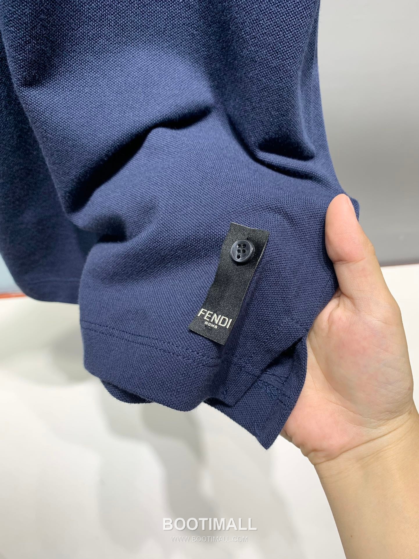 Fendi SS26 Metal FF Logo Piqué Cotton Polo Shirt 펜디 SS26 메탈 FF 로고 피케 코튼 폴로 셔츠 7