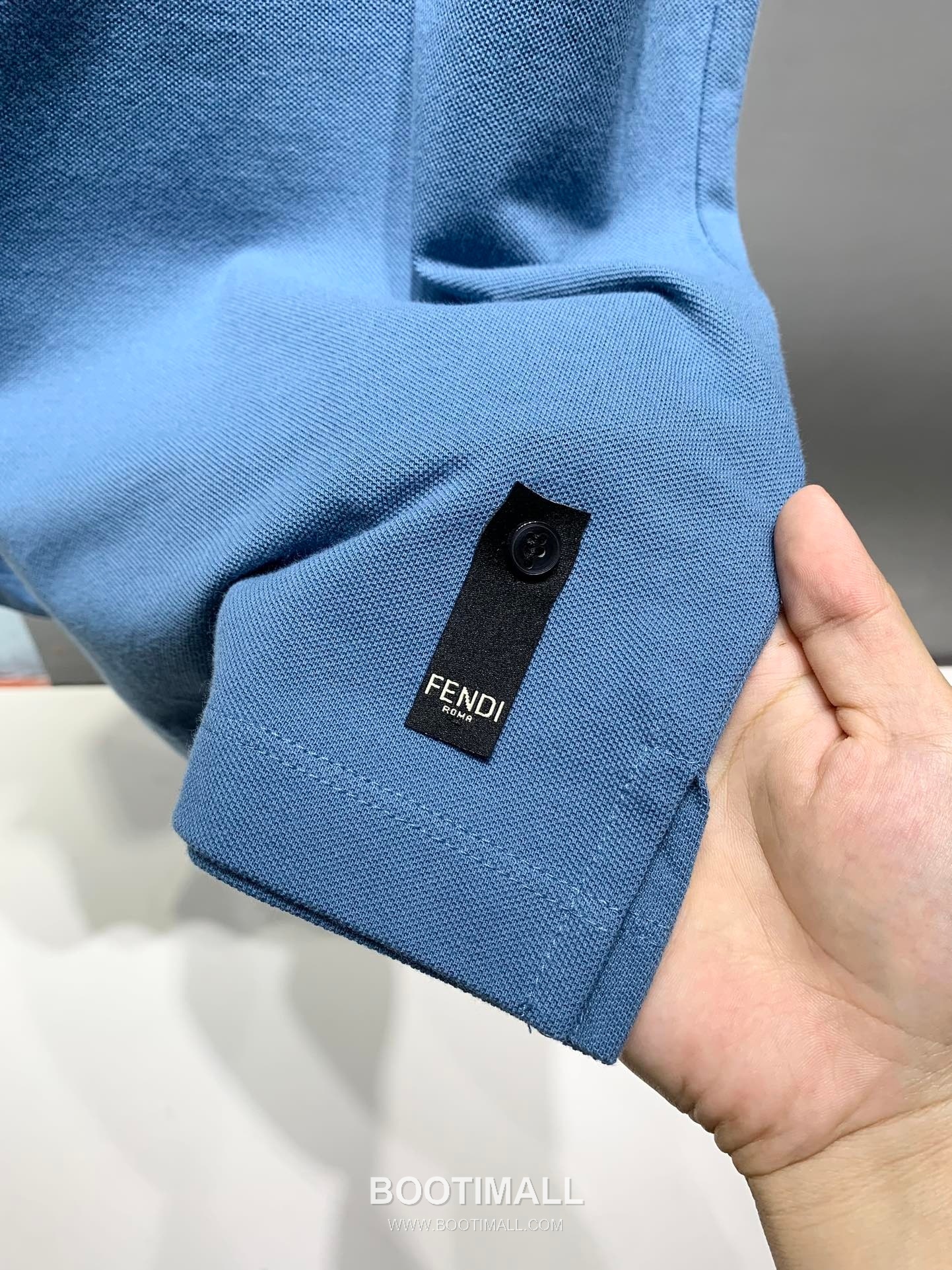 Fendi SS26 Metal FF Logo Piqué Cotton Polo Shirt 펜디 SS26 메탈 FF 로고 피케 코튼 폴로 셔츠 6