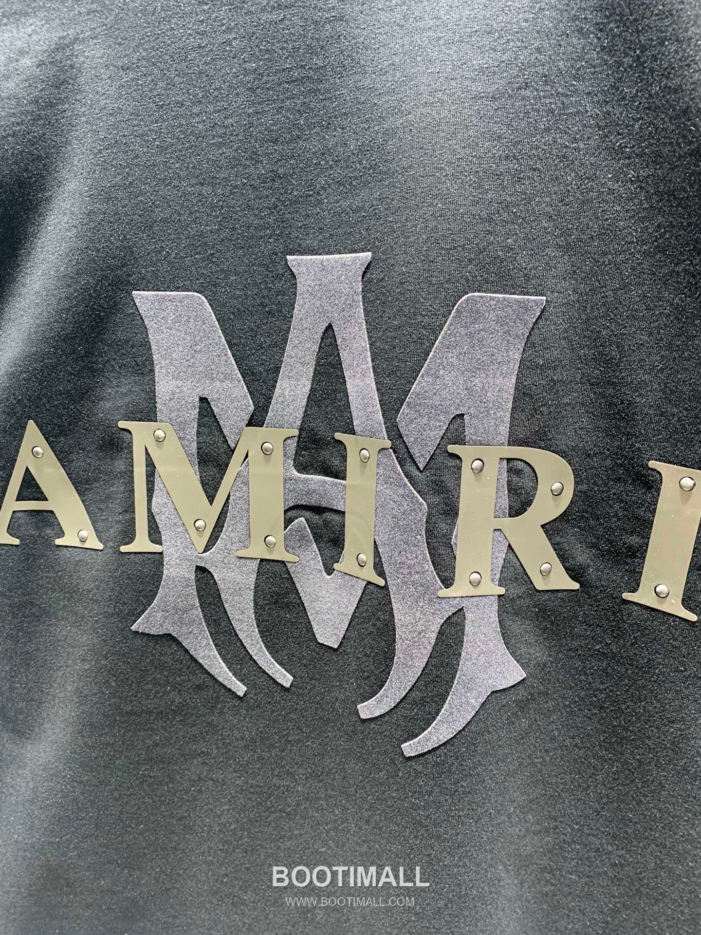 Amiri SS26 Laser Cut Logo Studded Cotton T-Shirt 아미리 SS26 레이저 컷 로고 스터드 코튼 티셔츠 5