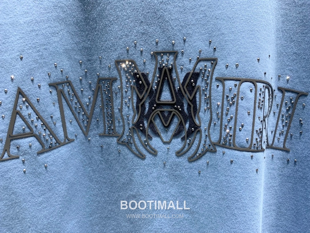 Amiri SS26 Logo Velvet Pressed Rhinestone Cotton T-Shirt 아미리 SS26 로고 벨벳 압착 스톤 코튼 티셔츠 3