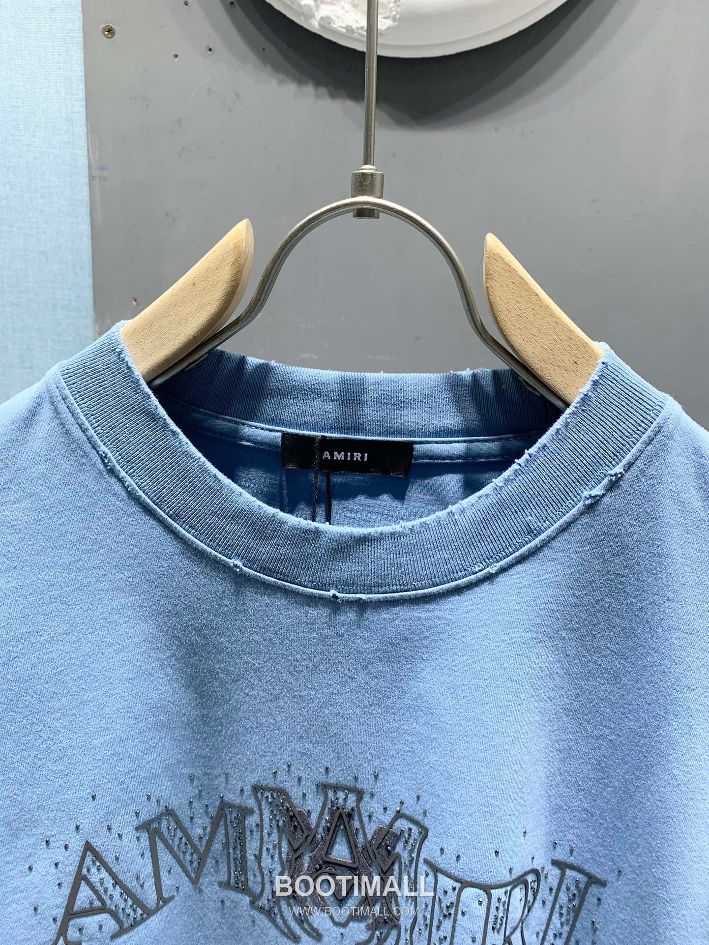 Amiri SS26 Logo Velvet Pressed Rhinestone Cotton T-Shirt 아미리 SS26 로고 벨벳 압착 스톤 코튼 티셔츠 5