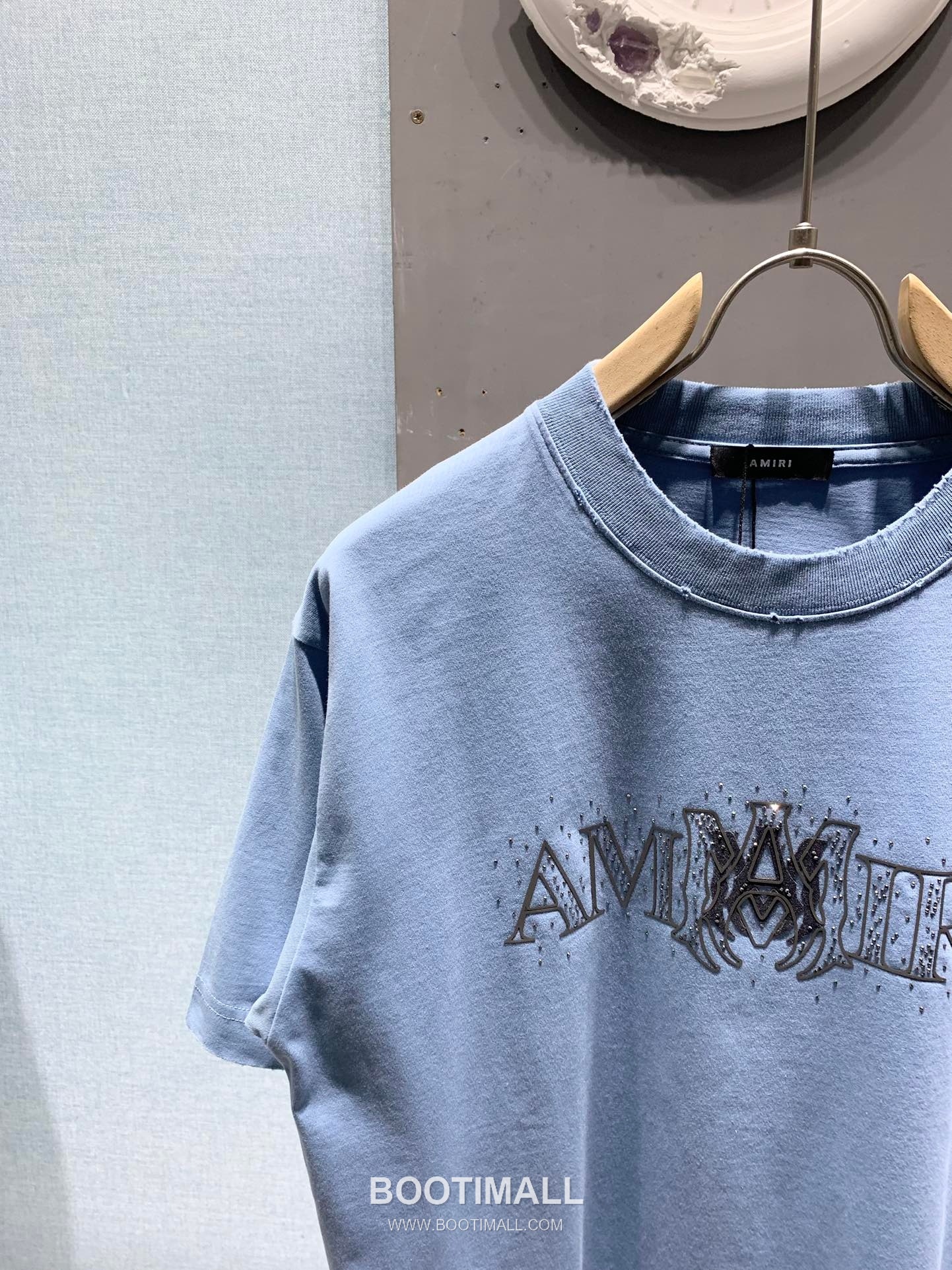 Amiri SS26 Logo Velvet Pressed Rhinestone Cotton T-Shirt 아미리 SS26 로고 벨벳 압착 스톤 코튼 티셔츠 6