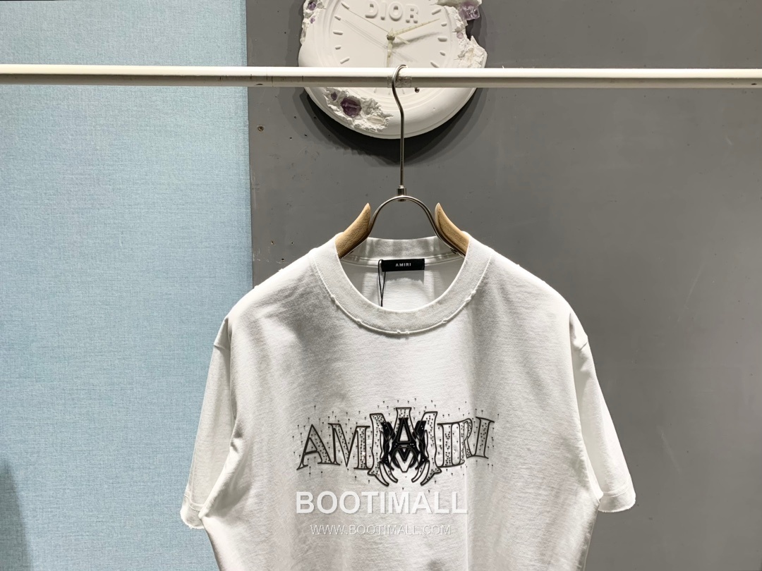 Amiri SS26 Logo Velvet Pressed Rhinestone Cotton T-Shirt 아미리 SS26 로고 벨벳 압착 스톤 코튼 티셔츠 2