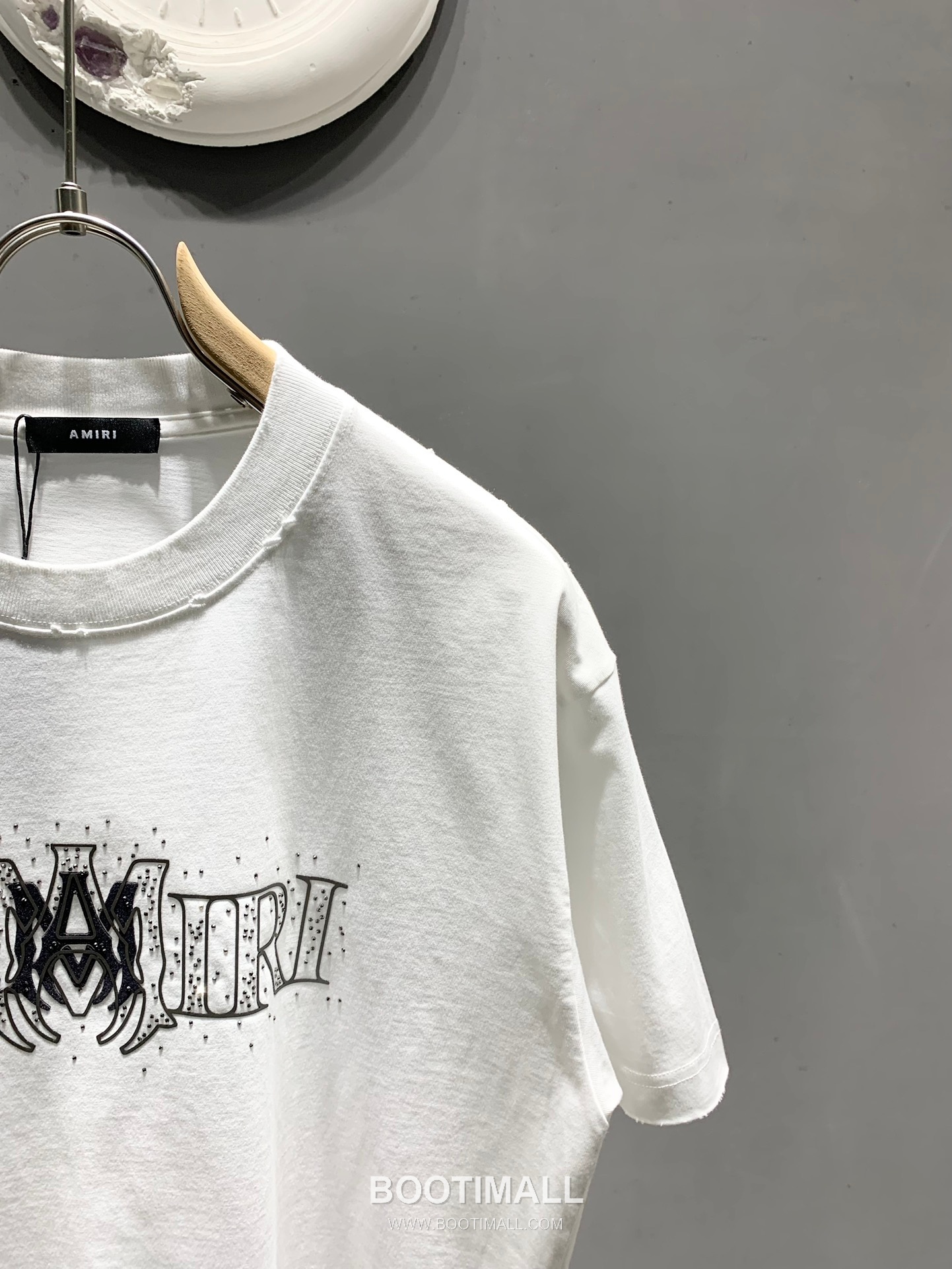 Amiri SS26 Logo Velvet Pressed Rhinestone Cotton T-Shirt 아미리 SS26 로고 벨벳 압착 스톤 코튼 티셔츠 7