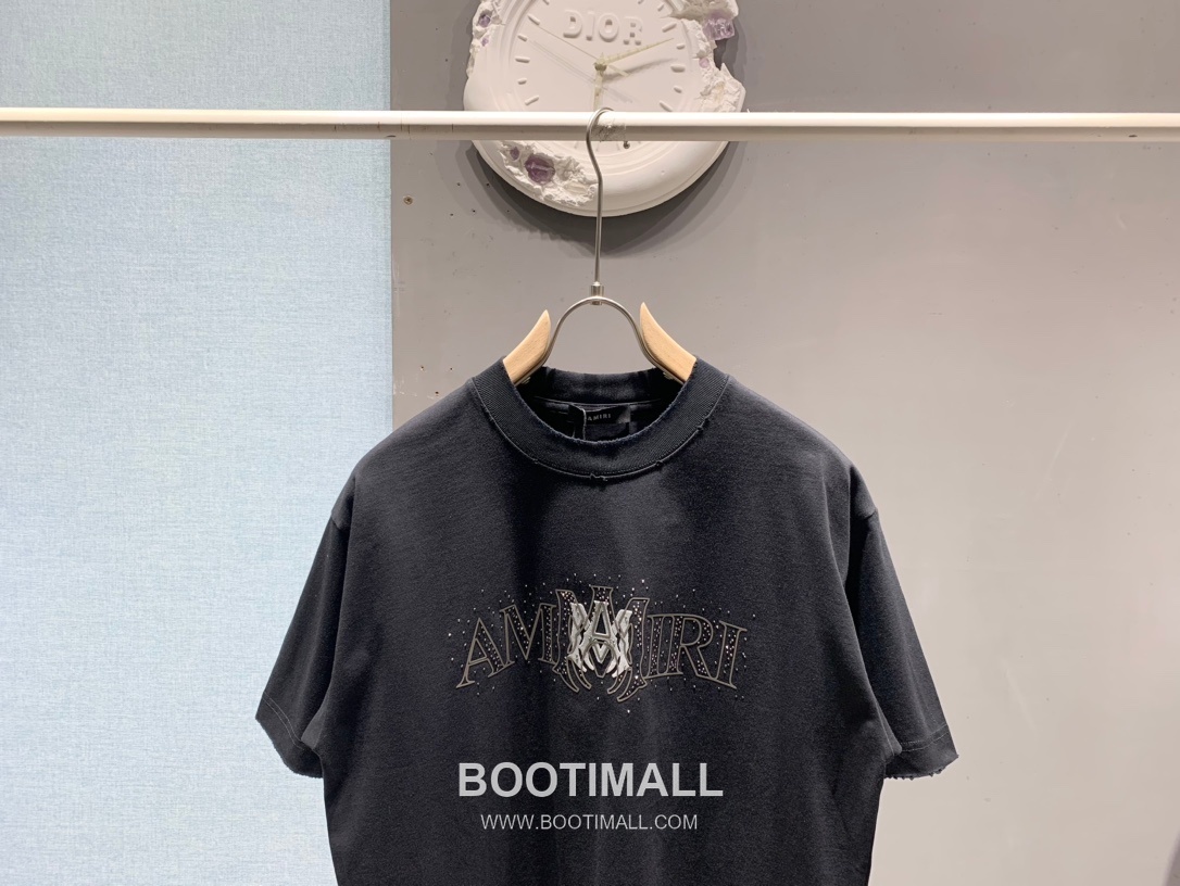 Amiri SS26 Logo Velvet Pressed Rhinestone Cotton T-Shirt 아미리 SS26 로고 벨벳 압착 스톤 코튼 티셔츠 2