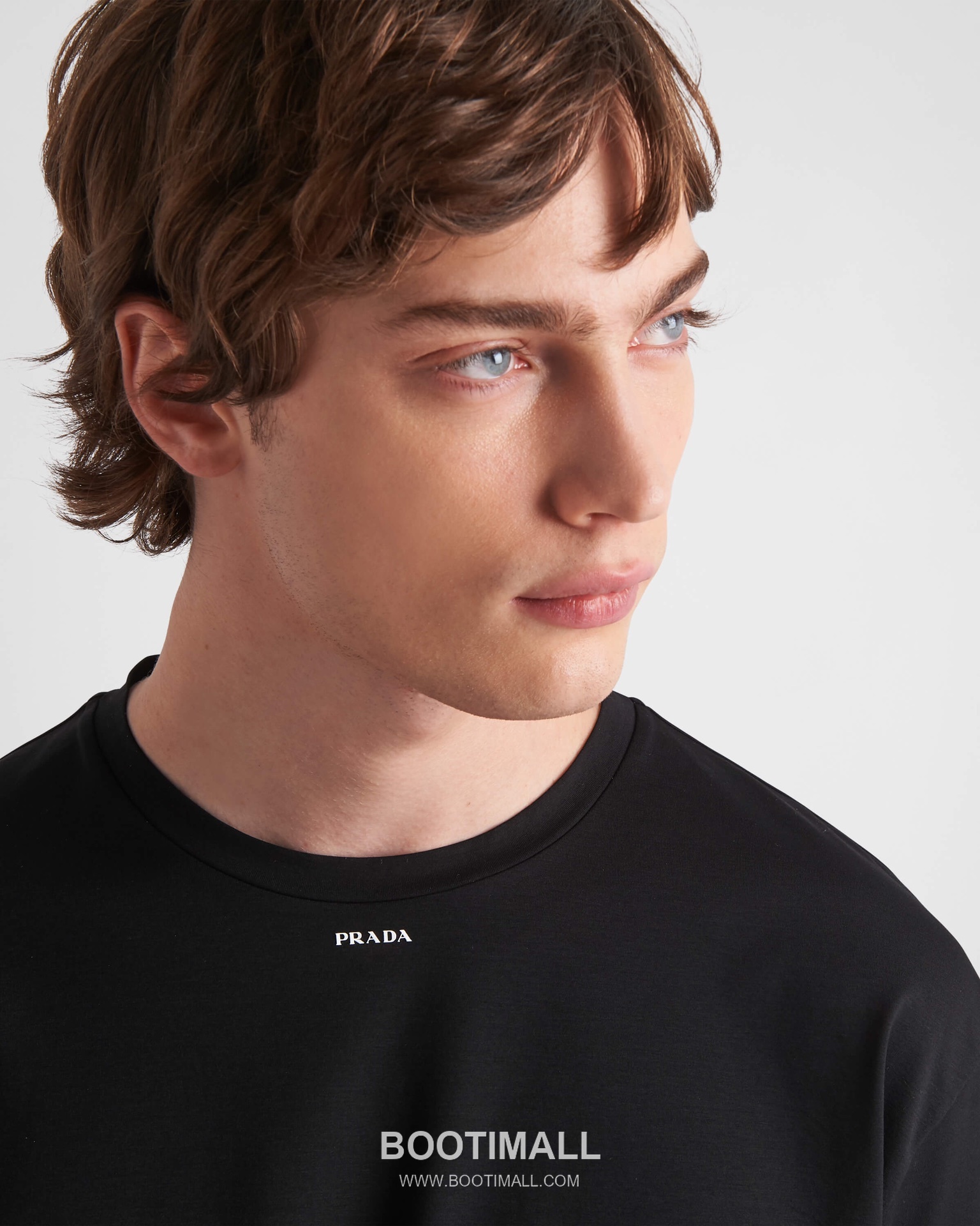 Prada SS26 Thick Logo Rubberized Mercerized Cotton T-Shirt 프라다 SS26 두꺼운 로고 압착 머서라이즈드 코튼 티셔츠 8