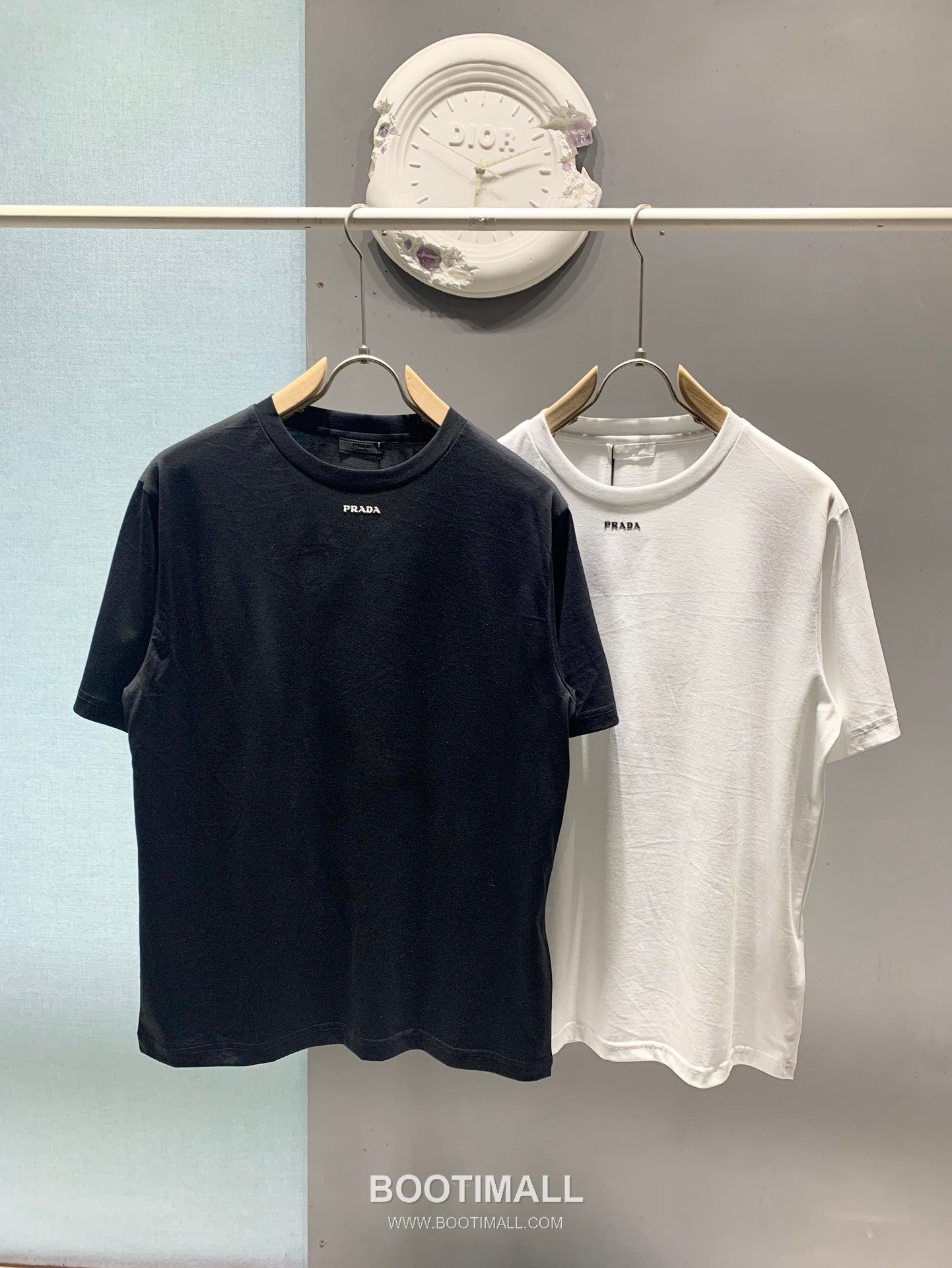 Prada SS26 Thick Logo Rubberized Mercerized Cotton T-Shirt 프라다 SS26 두꺼운 로고 압착 머서라이즈드 코튼 티셔츠 7