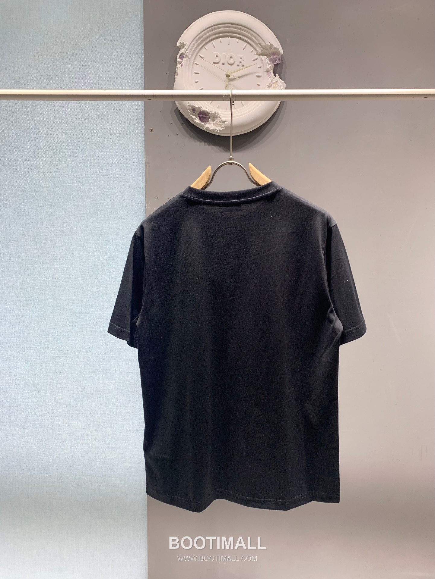 Prada SS26 Thick Logo Rubberized Mercerized Cotton T-Shirt 프라다 SS26 두꺼운 로고 압착 머서라이즈드 코튼 티셔츠 8