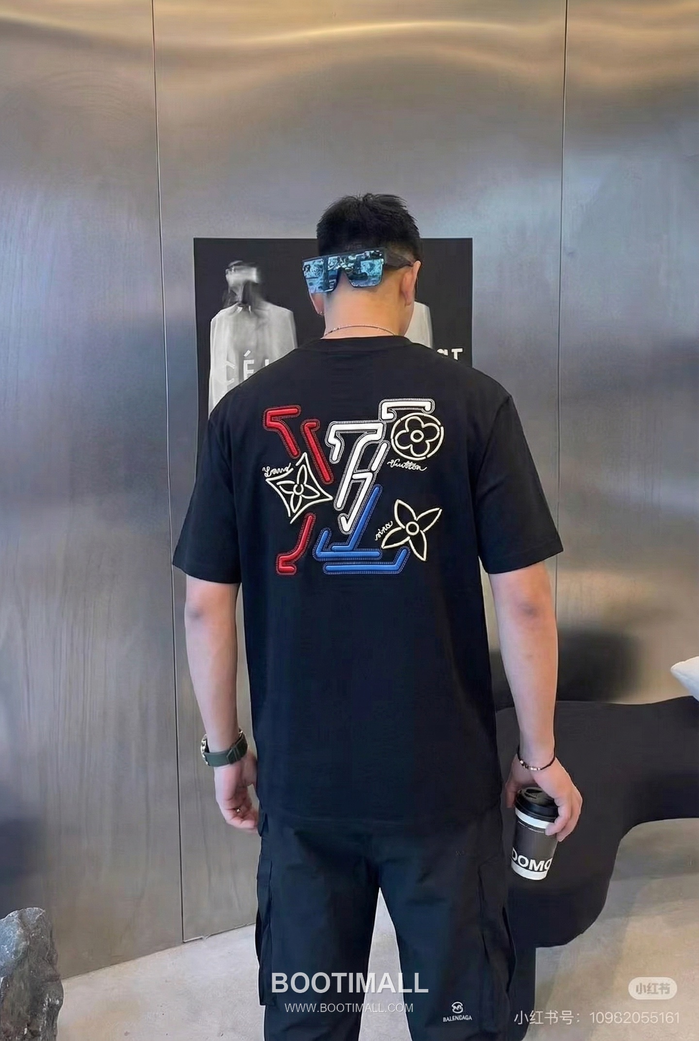 Louis Vuitton SS26 Clover Embroidered Logo Heavy Cotton T-Shirt 루이비통 SS26 클로버 자수 로고 헤비 코튼 티셔츠 AAW98215 4