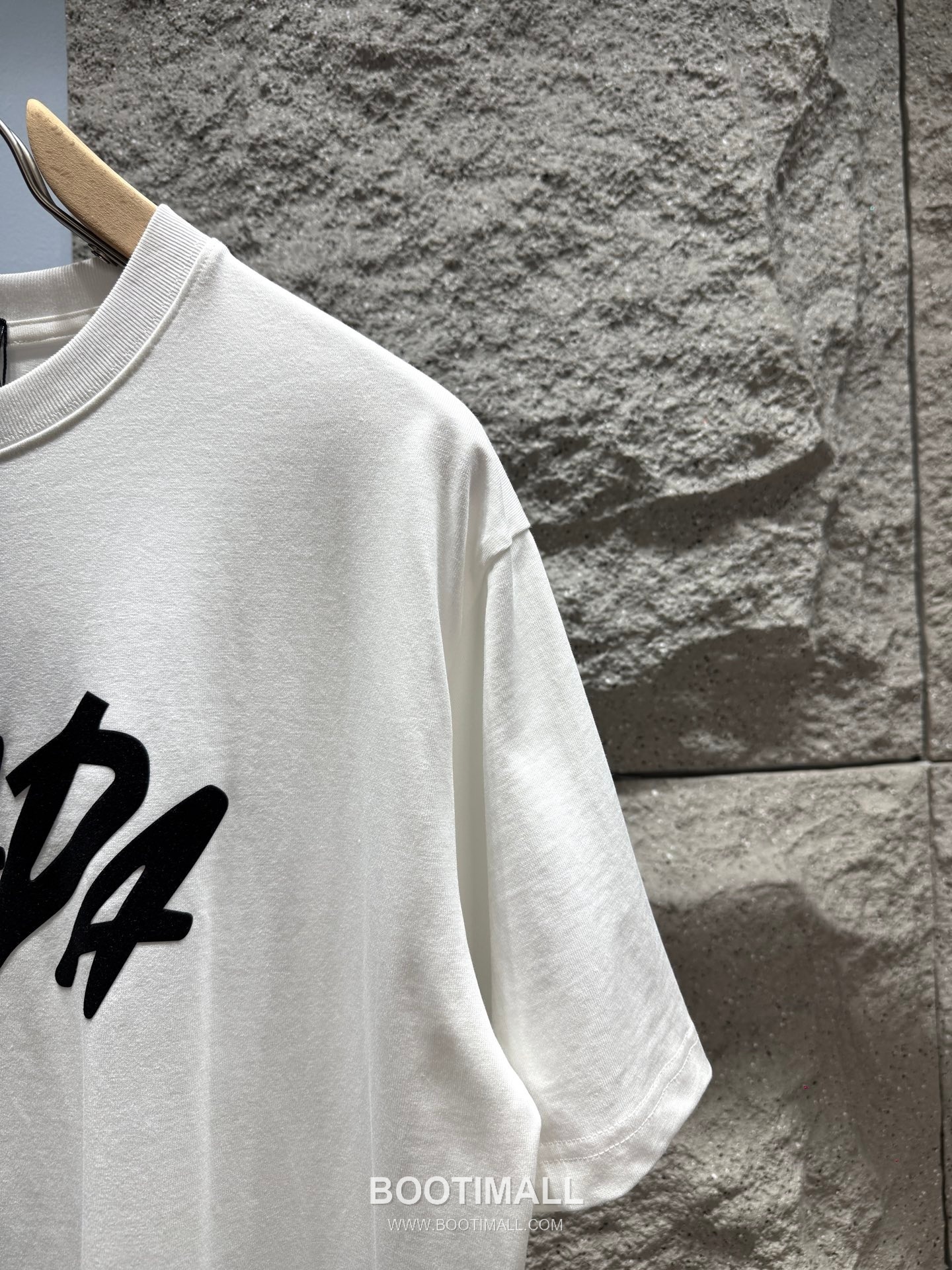 Prada SS26 Graffiti Print Heavy Cotton T-Shirt 프라다 SS26 그래피티 프린트 헤비 코튼 티셔츠 SG26260 12