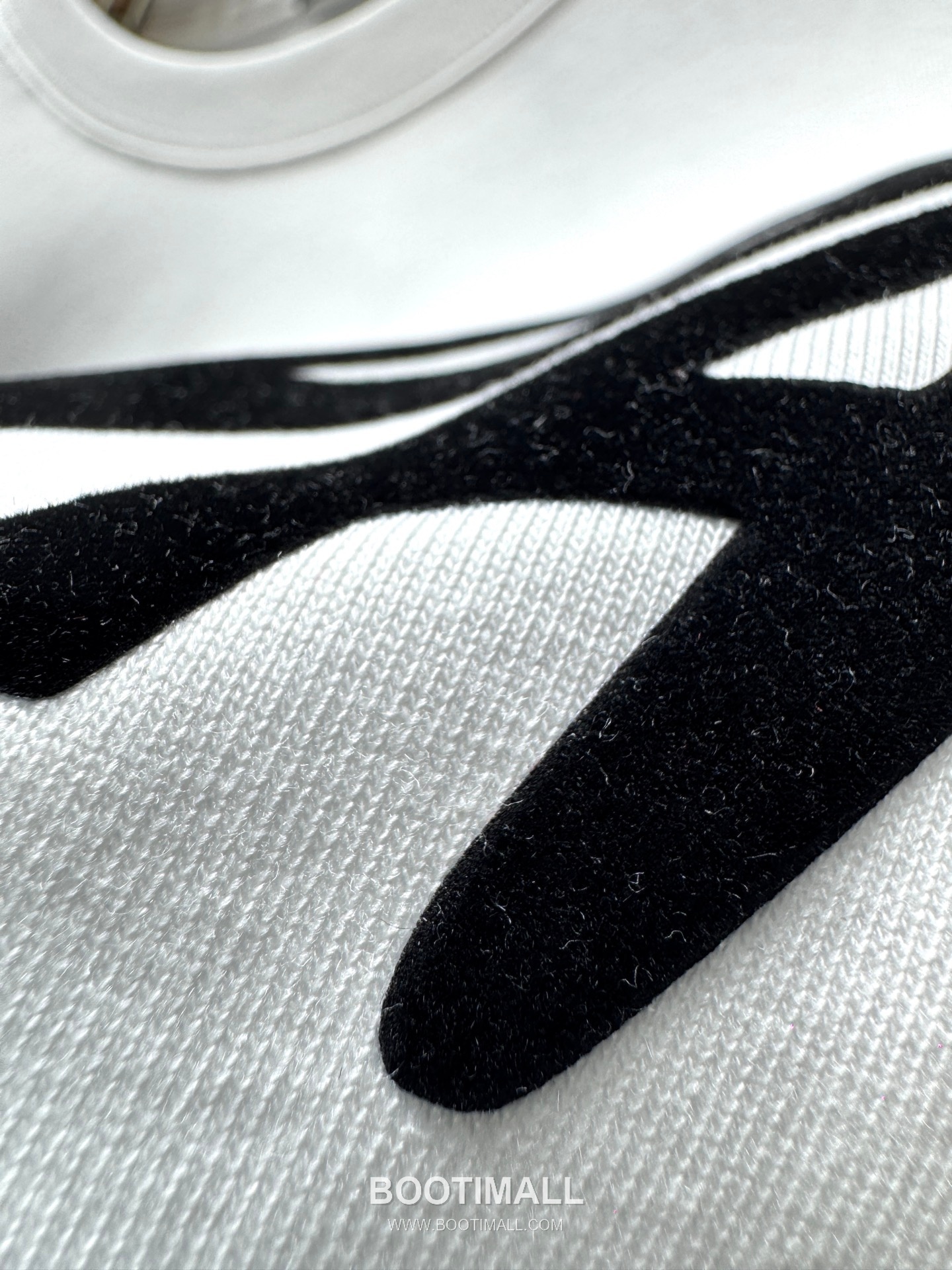 Prada SS26 Graffiti Print Heavy Cotton T-Shirt 프라다 SS26 그래피티 프린트 헤비 코튼 티셔츠 SG26260 15