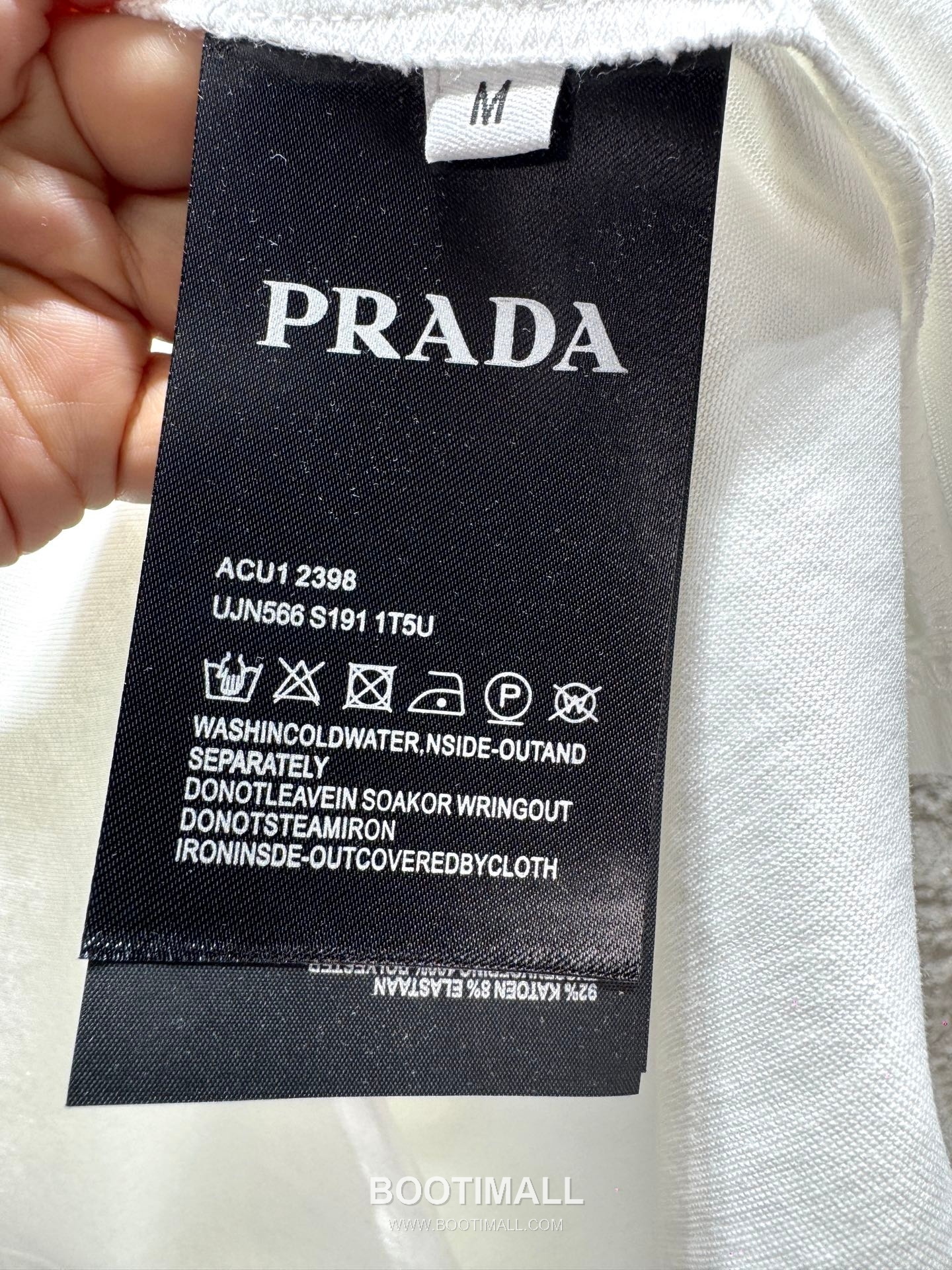 Prada SS26 Graffiti Print Heavy Cotton T-Shirt 프라다 SS26 그래피티 프린트 헤비 코튼 티셔츠 SG26260 17