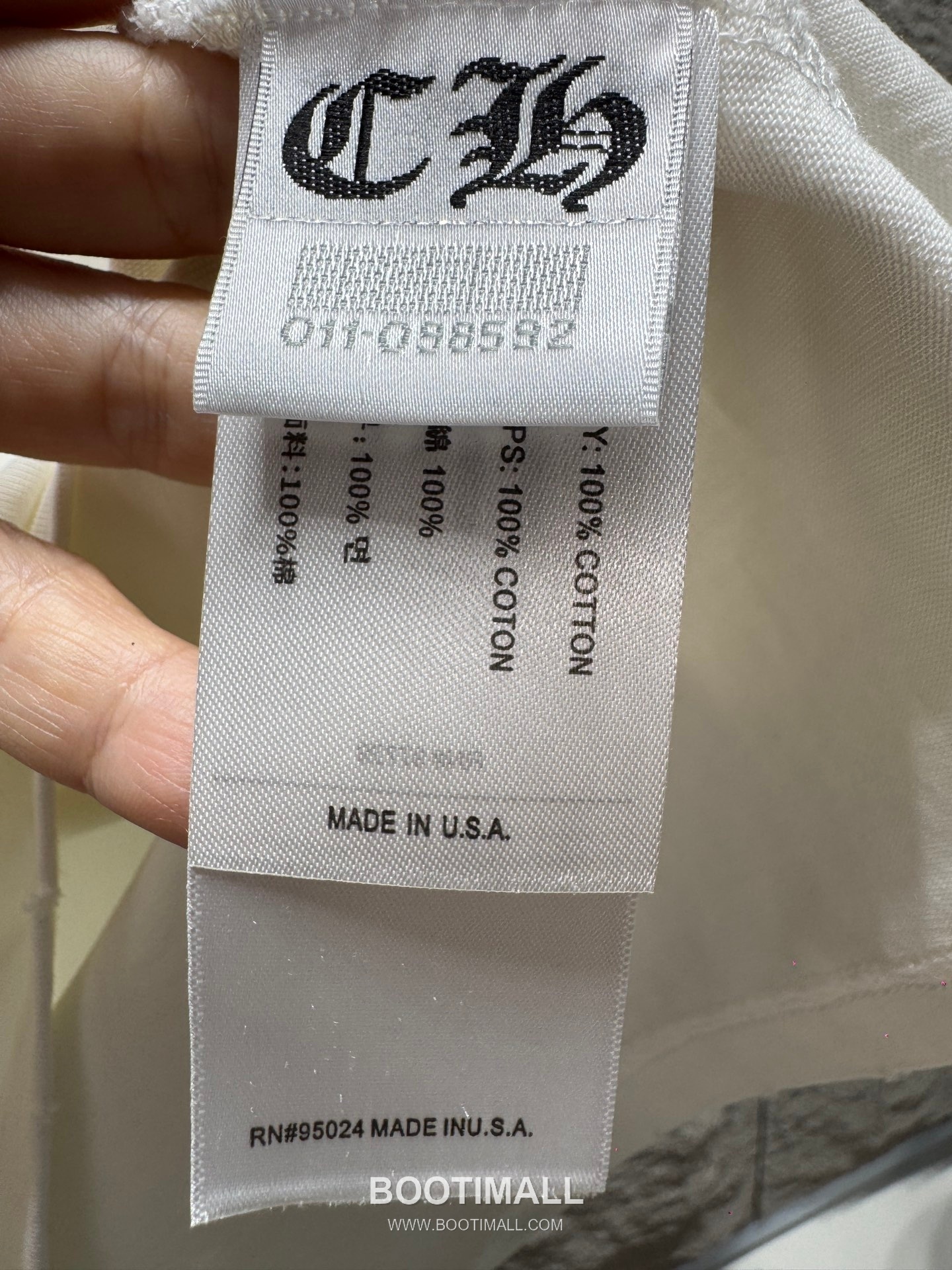 Chrome Hearts SS26 Distressed Horseshoe Discharge Print Cotton T-Shirt 크롬하츠 SS26 디스트로이드 호스슈 프린트 코튼 티셔츠 XL13501 17