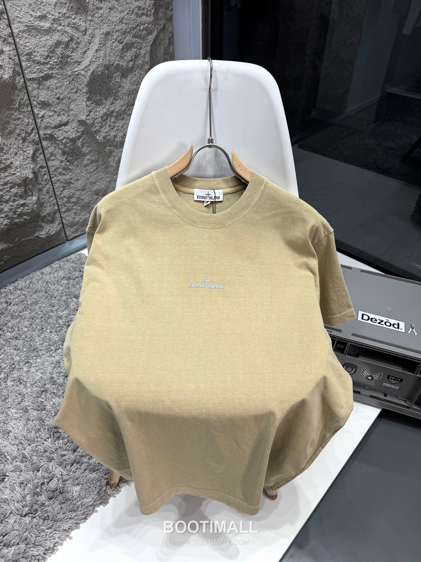 Stone Island SS26 Compass Logo Print Heavy Cotton T-Shirt 스톤아일랜드 SS26 컴퍼스 로고 프린트 헤비 코튼 티셔츠 WG26881 2