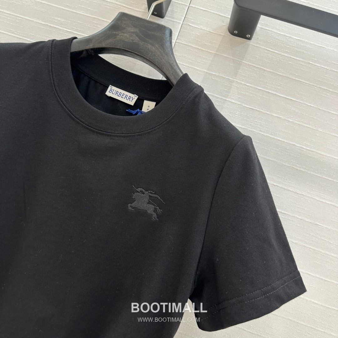 Burberry SS26 Check Panel Pleated Cotton T-Shirt 버버리 SS26 체크 패널 플리츠 코튼 티셔츠 13