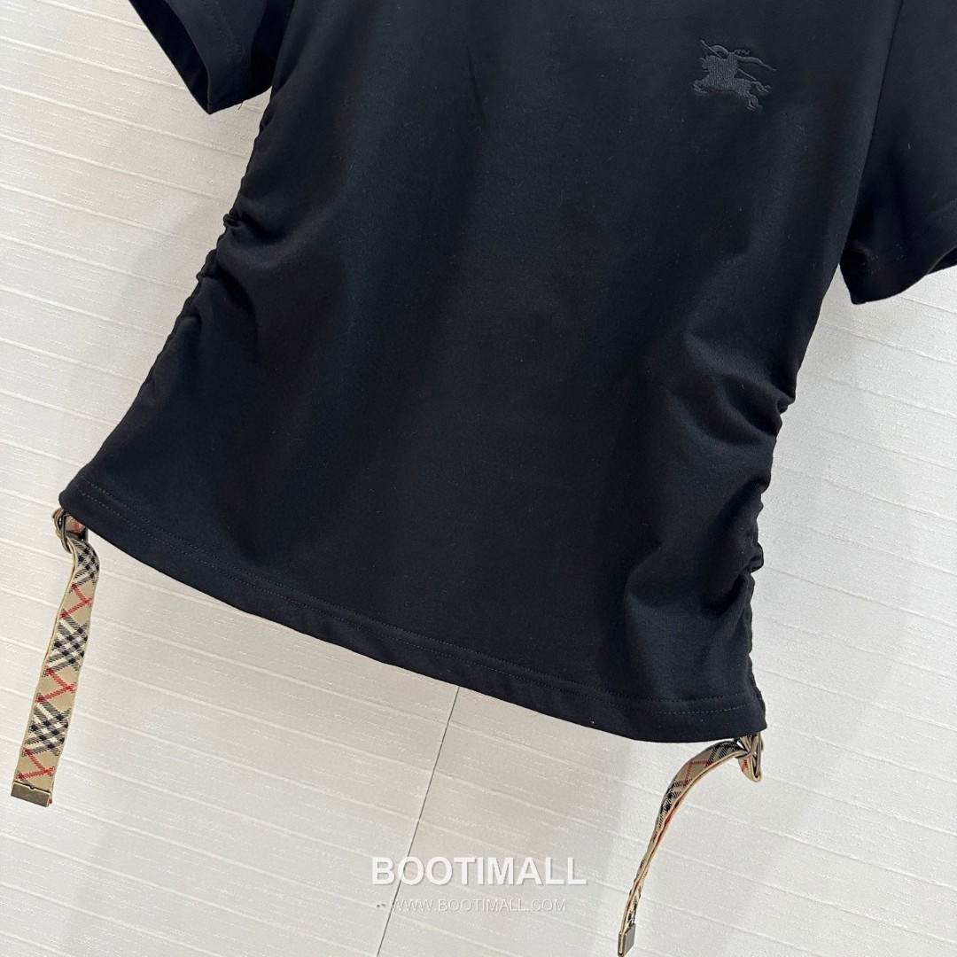 Burberry SS26 Check Panel Pleated Cotton T-Shirt 버버리 SS26 체크 패널 플리츠 코튼 티셔츠 15
