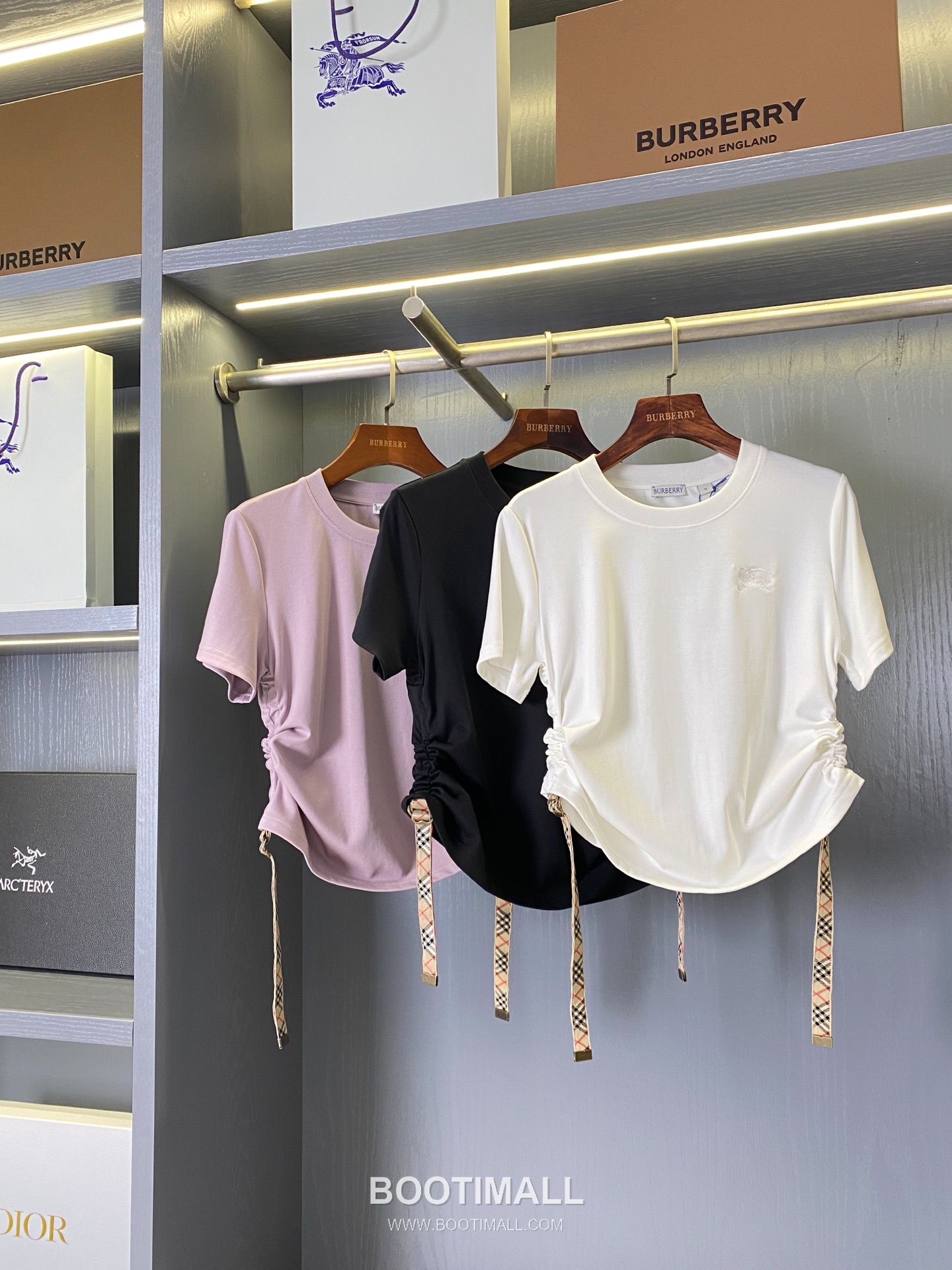 Burberry SS26 Check Panel Pleated Cotton T-Shirt 버버리 SS26 체크 패널 플리츠 코튼 티셔츠 9