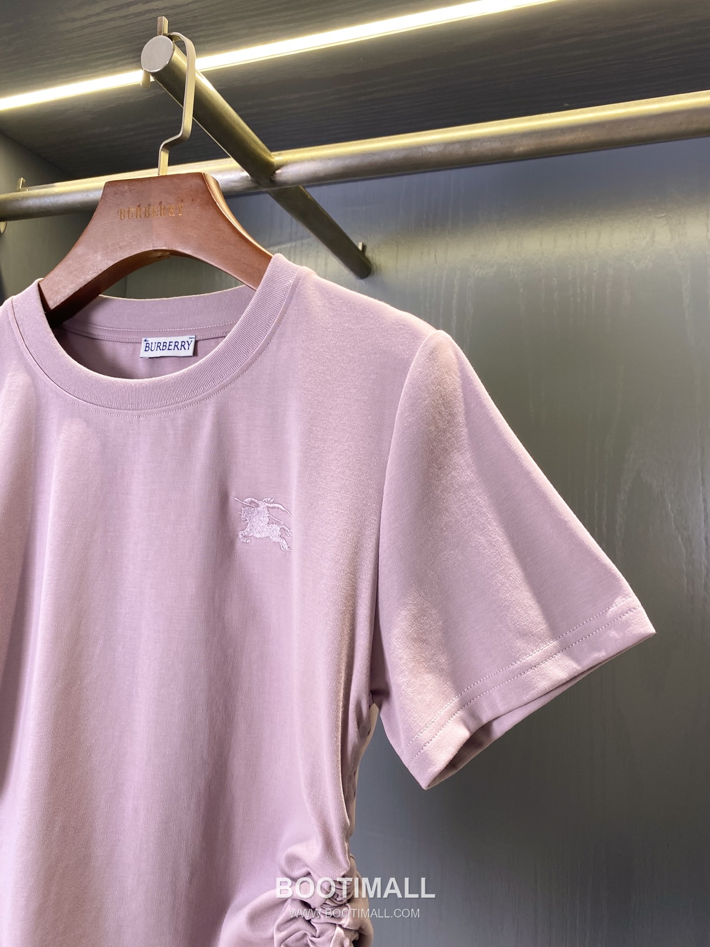 Burberry SS26 Check Panel Pleated Cotton T-Shirt 버버리 SS26 체크 패널 플리츠 코튼 티셔츠 5