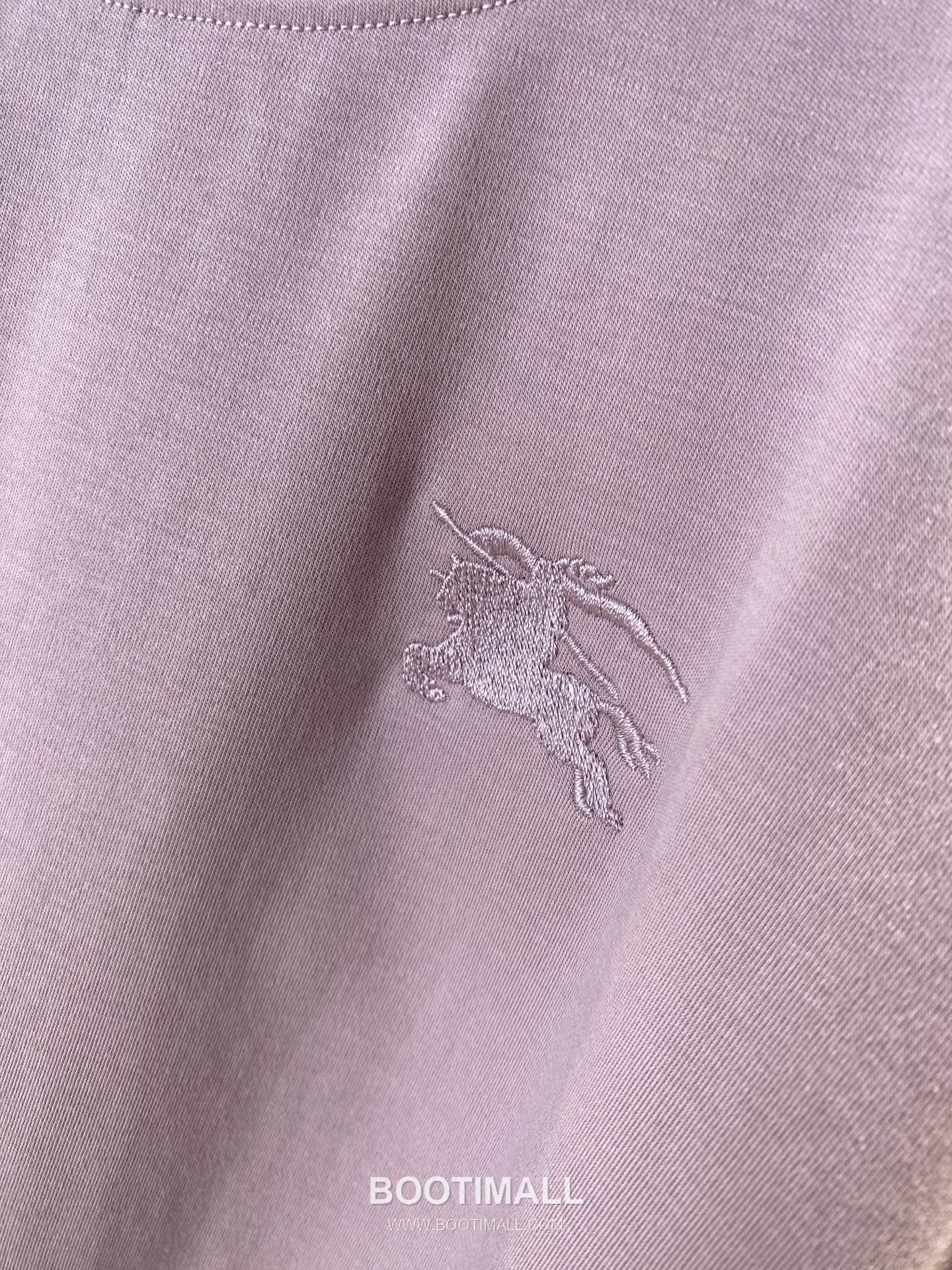 Burberry SS26 Check Panel Pleated Cotton T-Shirt 버버리 SS26 체크 패널 플리츠 코튼 티셔츠 8