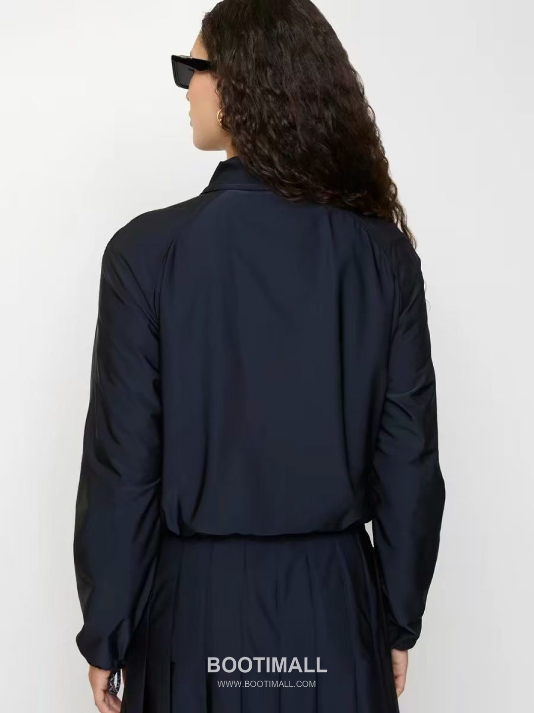 Burberry SS26 EKD Embroidered Nylon Hooded Cropped Jacket 버버리 SS26 EKD 자수 나일론 후드 크롭 재킷 10