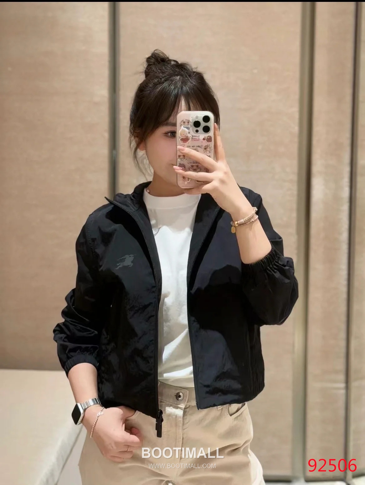 Burberry EKD Print Lightweight Nylon Hooded Jacket 버버리 EKD 프린트 라이트웨이트 나일론 후드 재킷 1