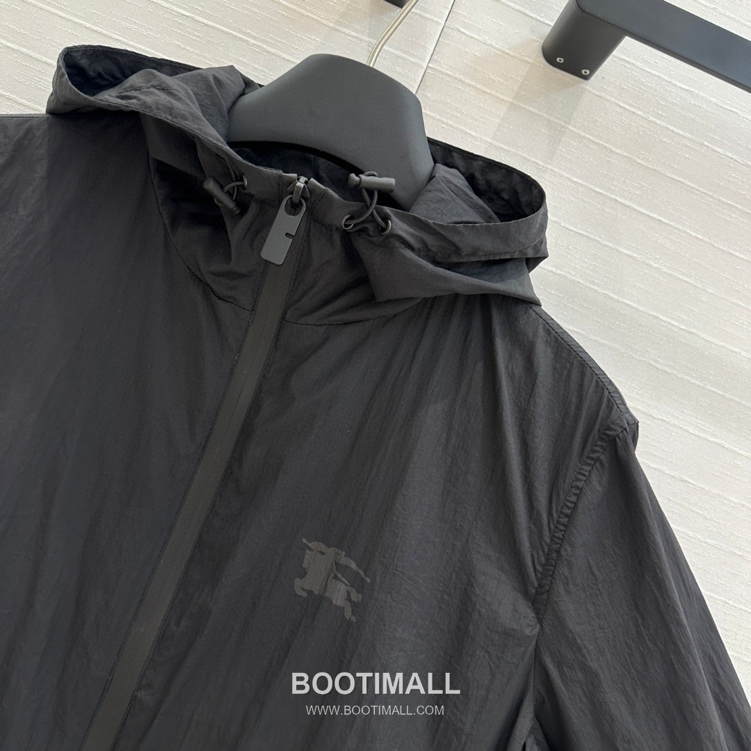 Burberry EKD Print Lightweight Nylon Hooded Jacket 버버리 EKD 프린트 라이트웨이트 나일론 후드 재킷 13