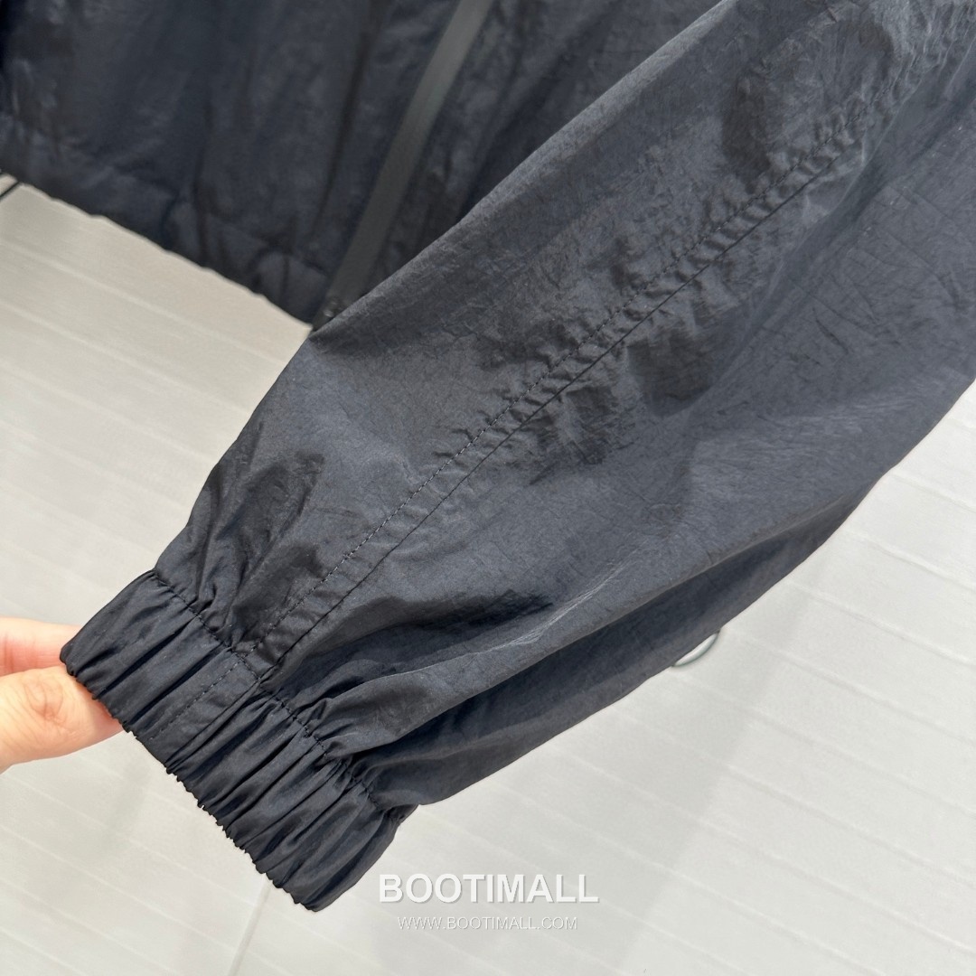 Burberry EKD Print Lightweight Nylon Hooded Jacket 버버리 EKD 프린트 라이트웨이트 나일론 후드 재킷 15