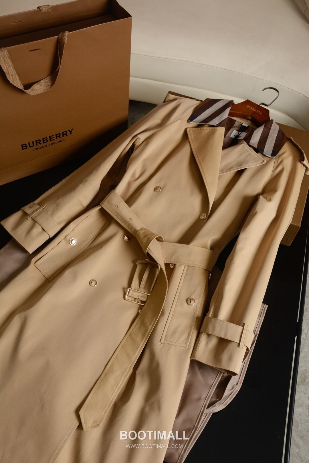 Burberry Waterloo Check Collar Gabardine Trench Coat 버버리 워털루 체크 칼라 개버딘 트렌치 코트 11