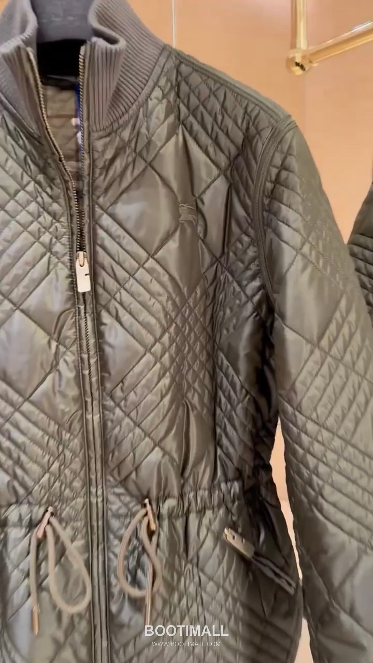 Burberry Mini Check Quilted Nylon Hooded Jacket 버버리 미니 체크 퀼팅 나일론 후드 재킷 10