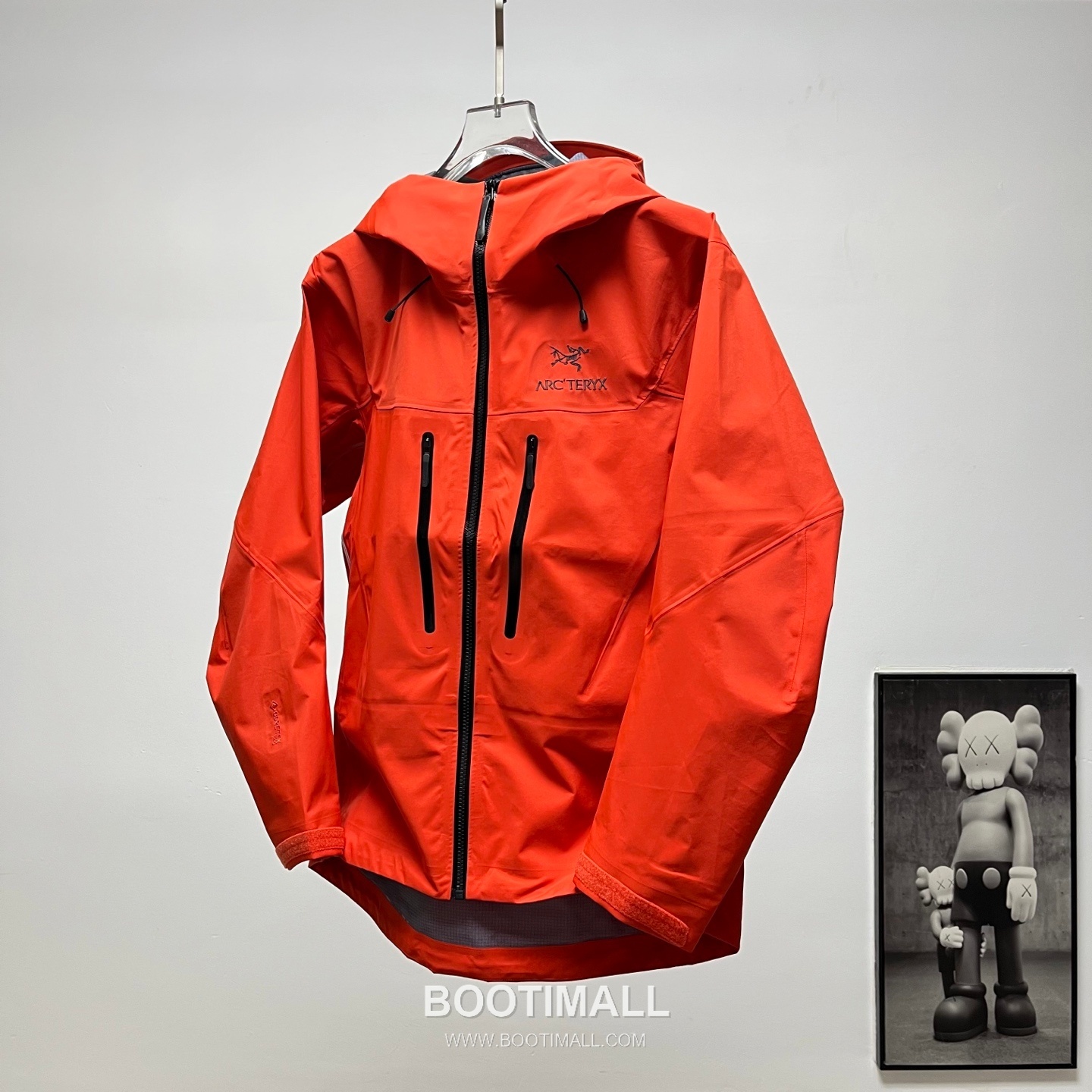 ARC'TERYX Alpha SV 8 Hardshell Jacket 아크테릭스 알파 SV 8 하드쉘 재킷 2