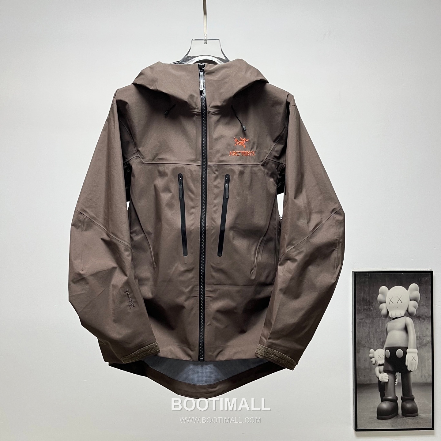 ARC'TERYX Alpha SV 8 Hardshell Jacket 아크테릭스 알파 SV 8 하드쉘 재킷 1