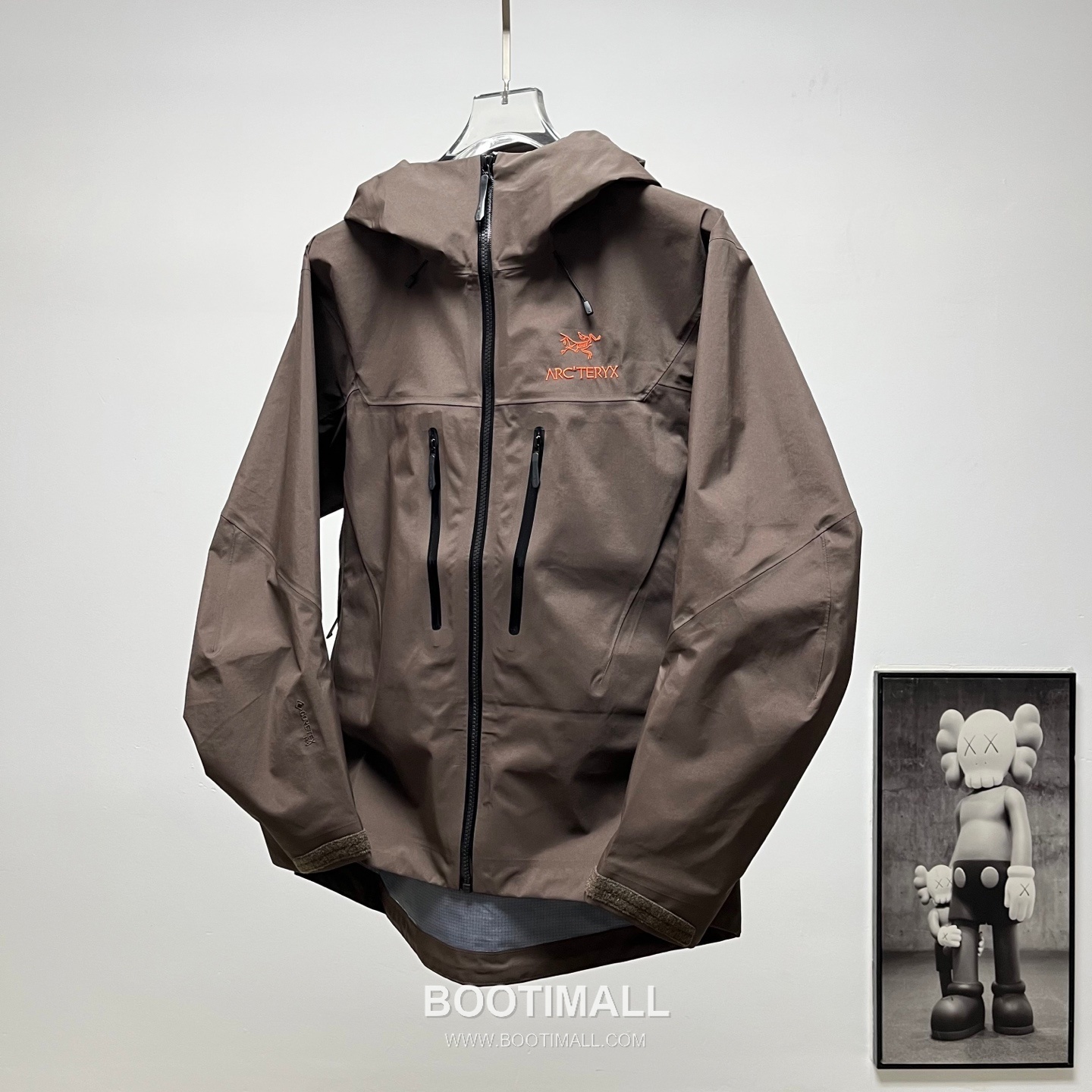 ARC'TERYX Alpha SV 8 Hardshell Jacket 아크테릭스 알파 SV 8 하드쉘 재킷 2