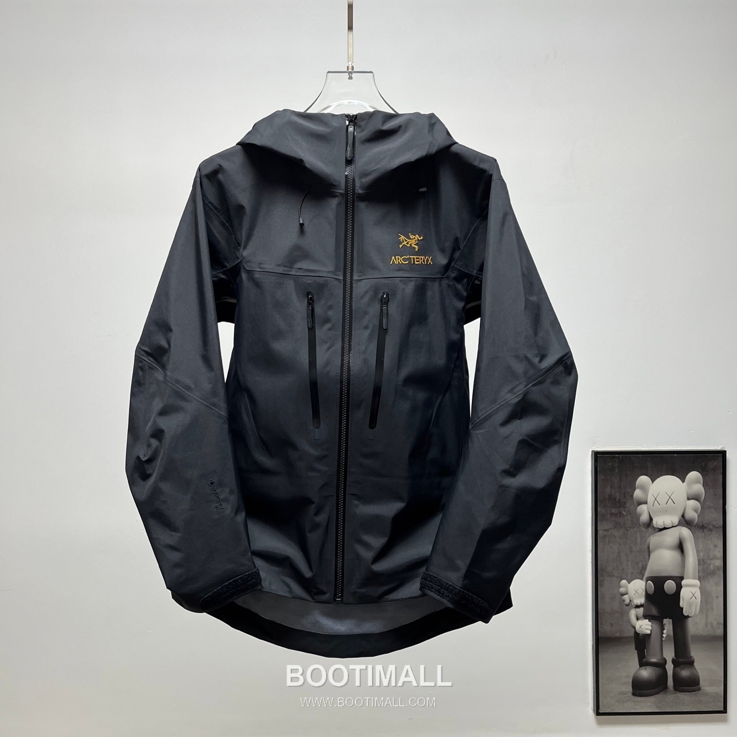 ARC'TERYX Alpha SV 8 Hardshell Jacket 아크테릭스 알파 SV 8 하드쉘 재킷 1