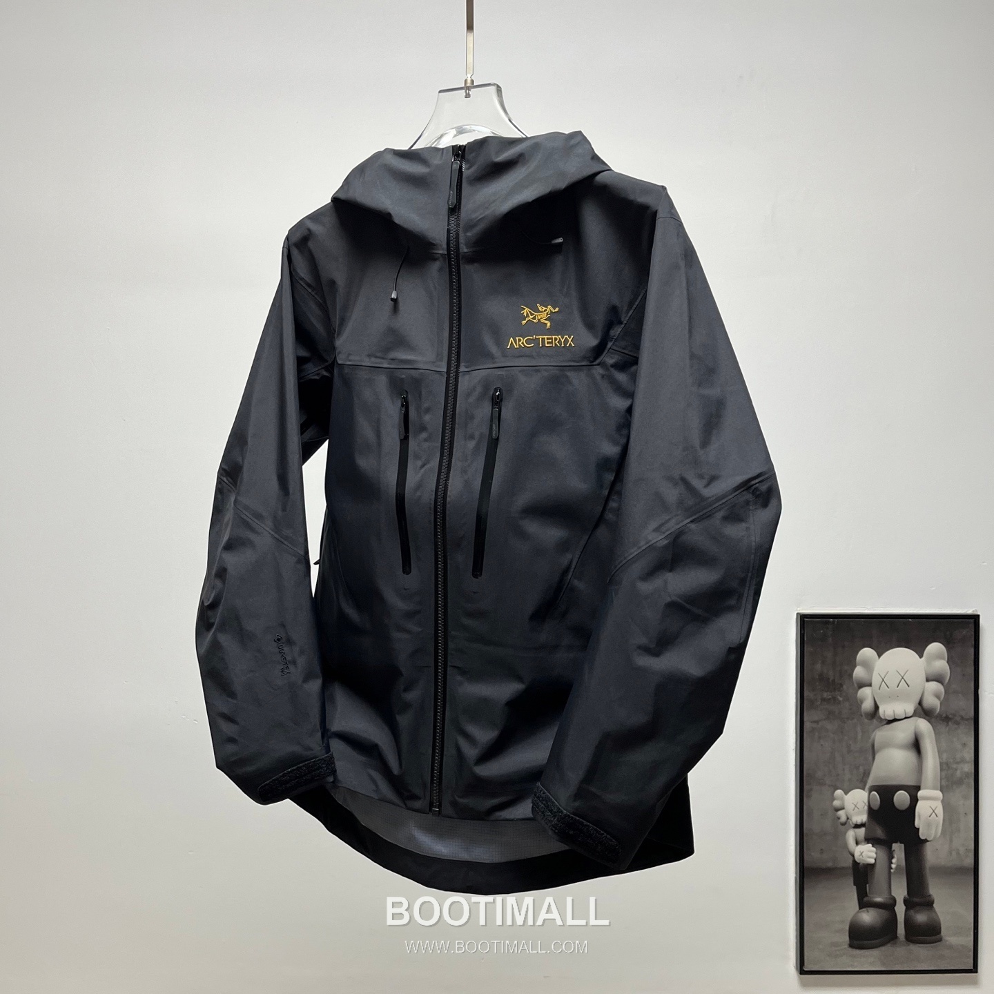 ARC'TERYX Alpha SV 8 Hardshell Jacket 아크테릭스 알파 SV 8 하드쉘 재킷 2