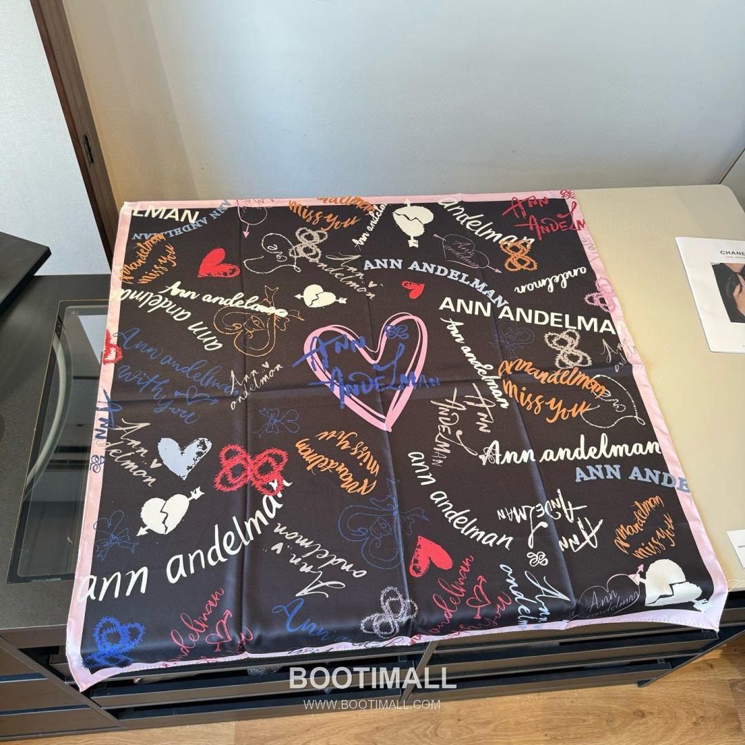 Ann Andelman 520 Capsule Silk Square Scarf 100% Silk Print Scarf 앤앤델만 520 캡슐 실크 스퀘어 스카프 90cm 2