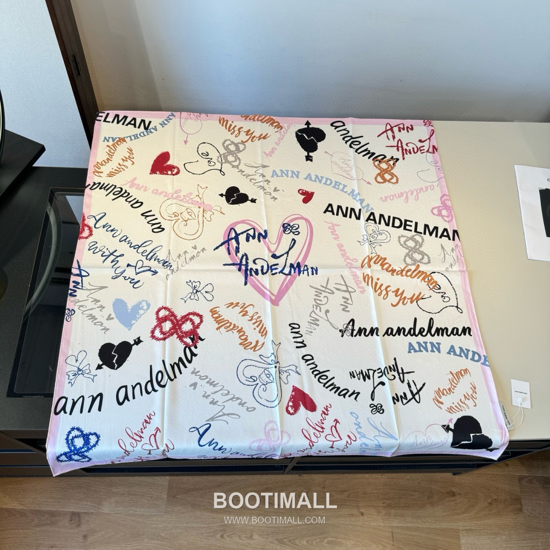 Ann Andelman 520 Capsule Silk Square Scarf 100% Silk Print Scarf 앤앤델만 520 캡슐 실크 스퀘어 스카프 90cm 2
