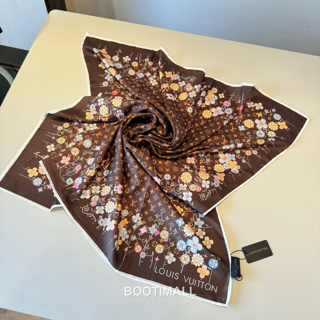 Louis Vuitton x Takashi Murakami Monogram Superflat Flowers Silk Square Scarf 100% Mulberry Silk Print Scarf 루이비통 x 무라카미 타카시 모노그램 슈퍼플랫 플라워 실크 스퀘어 스카프 90cm 8