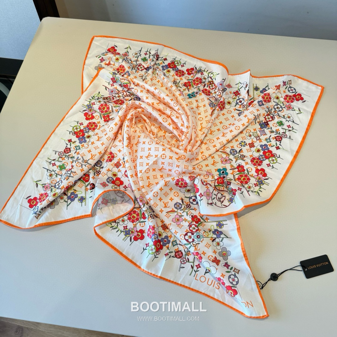 Louis Vuitton x Takashi Murakami Monogram Superflat Flowers Silk Square Scarf 100% Mulberry Silk Print Scarf 루이비통 x 무라카미 타카시 모노그램 슈퍼플랫 플라워 실크 스퀘어 스카프 90cm 8