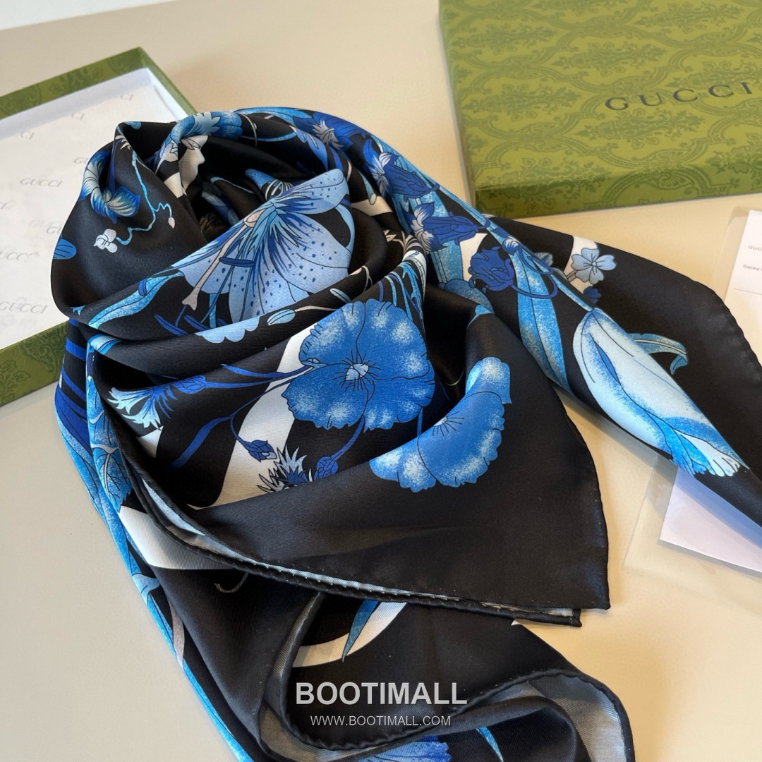 Gucci Logo Floral Silk Square Scarf 100% Silk Print Scarf 구찌 로고 플로럴 실크 스퀘어 스카프 90cm 5