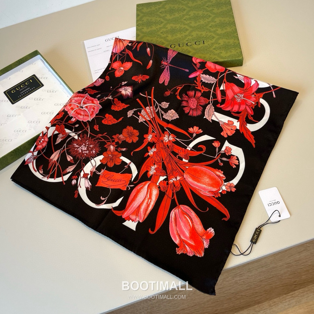 Gucci Logo Floral Silk Square Scarf 100% Silk Print Scarf 구찌 로고 플로럴 실크 스퀘어 스카프 90cm 2