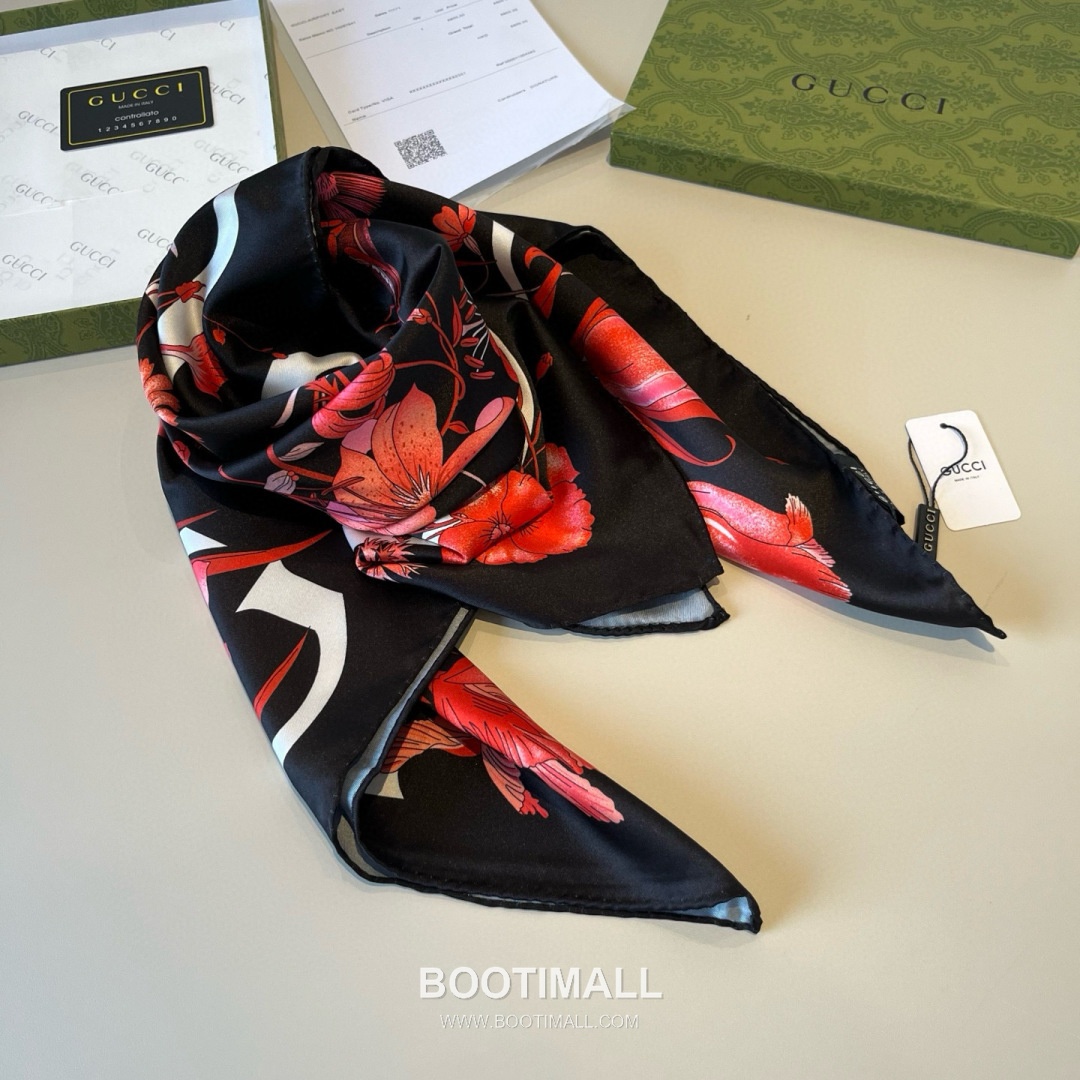Gucci Logo Floral Silk Square Scarf 100% Silk Print Scarf 구찌 로고 플로럴 실크 스퀘어 스카프 90cm 6
